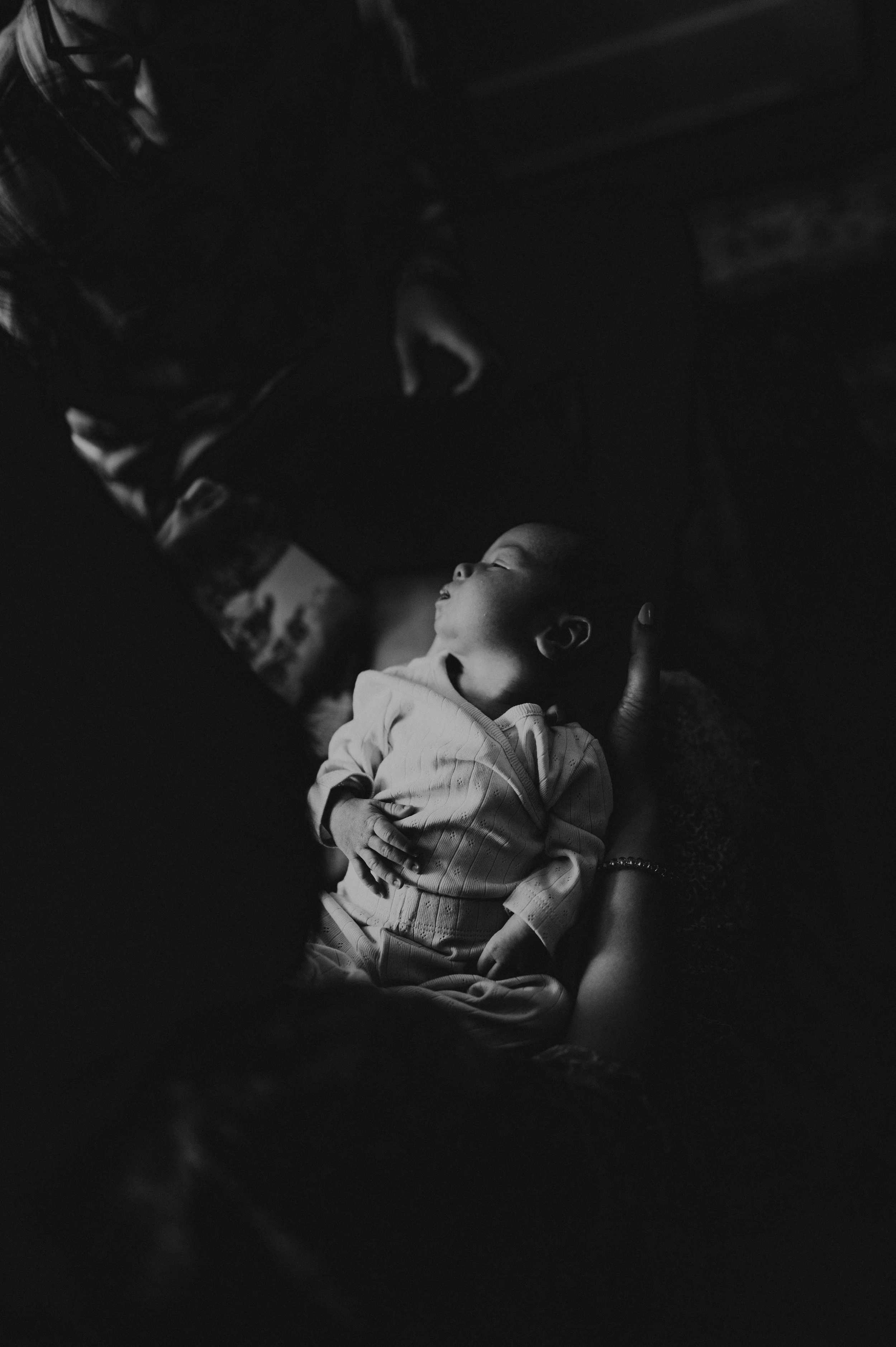 newborn dramatic light in Seattle home