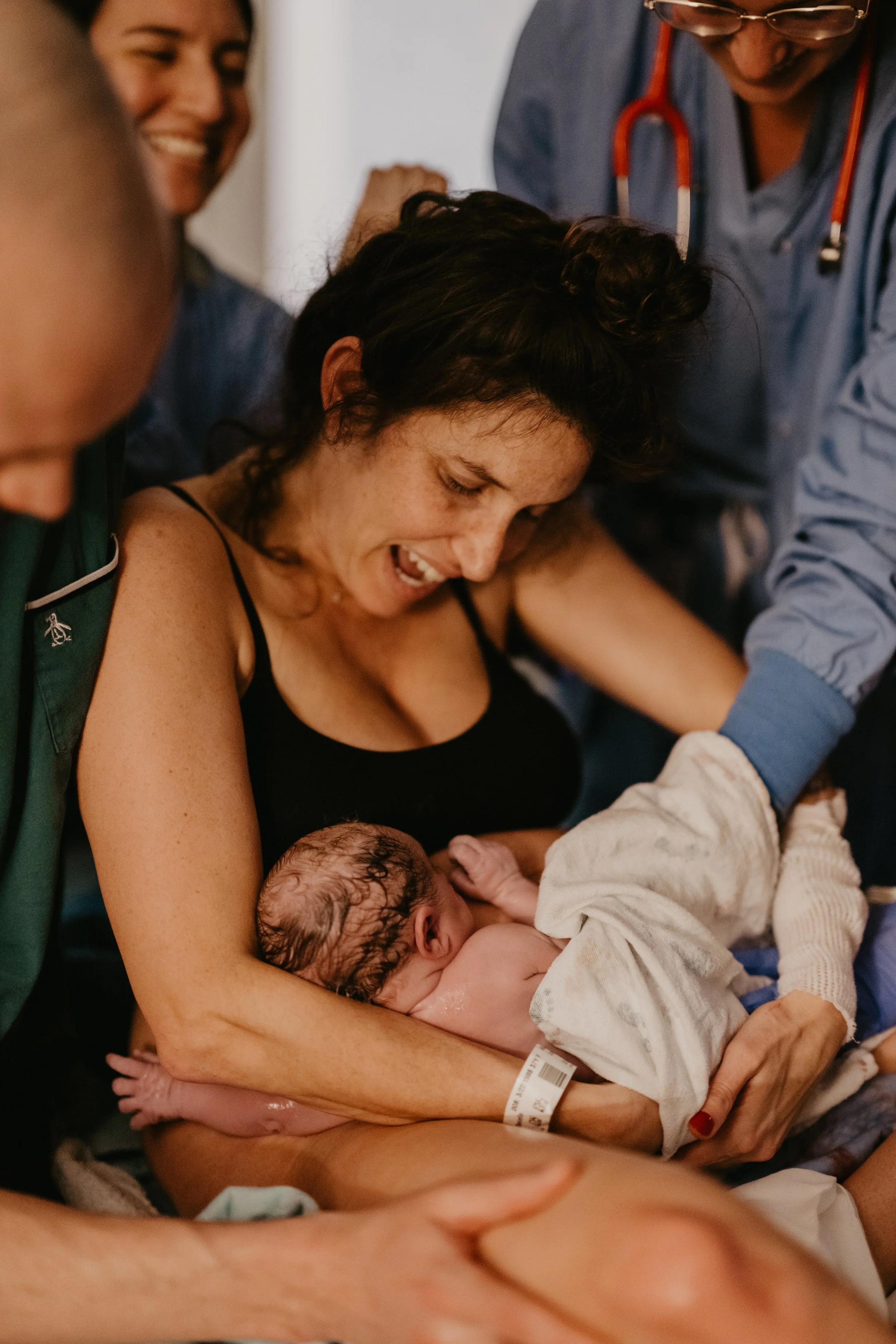 Birth Photography, Fresh 48, or Both: Meeting Your Baby on Camera