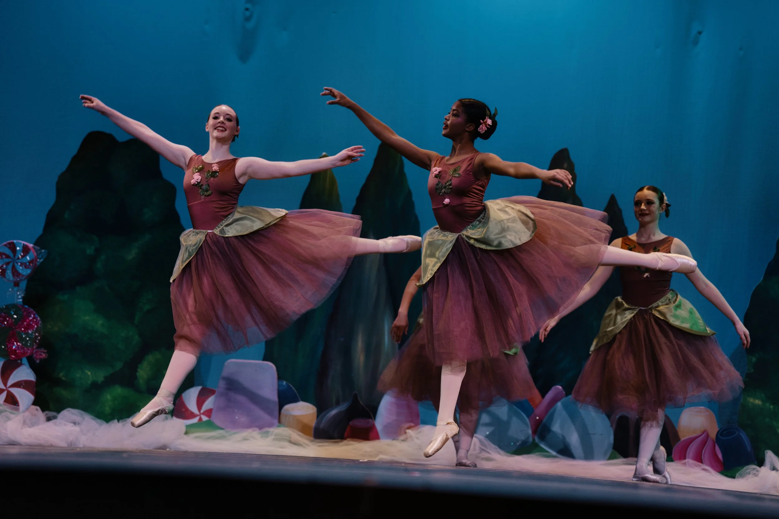 Nutcracker Tea