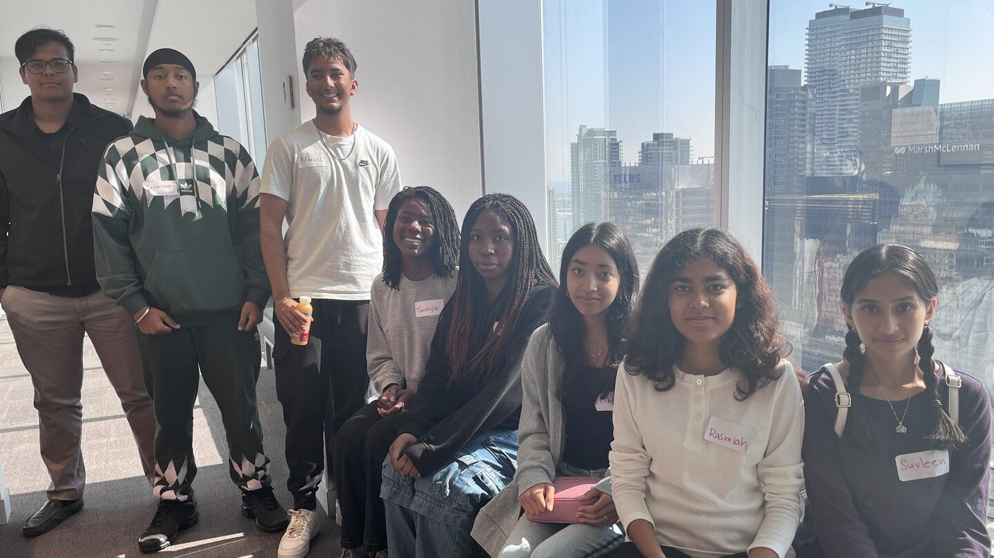 See some of our Science/Healthcare participants of the 2023-24 Inspiring Work Program catching the amazing view while learning more about science and healthcare undergraduate programs and the road to medical school across Canada. 

Are you currently 