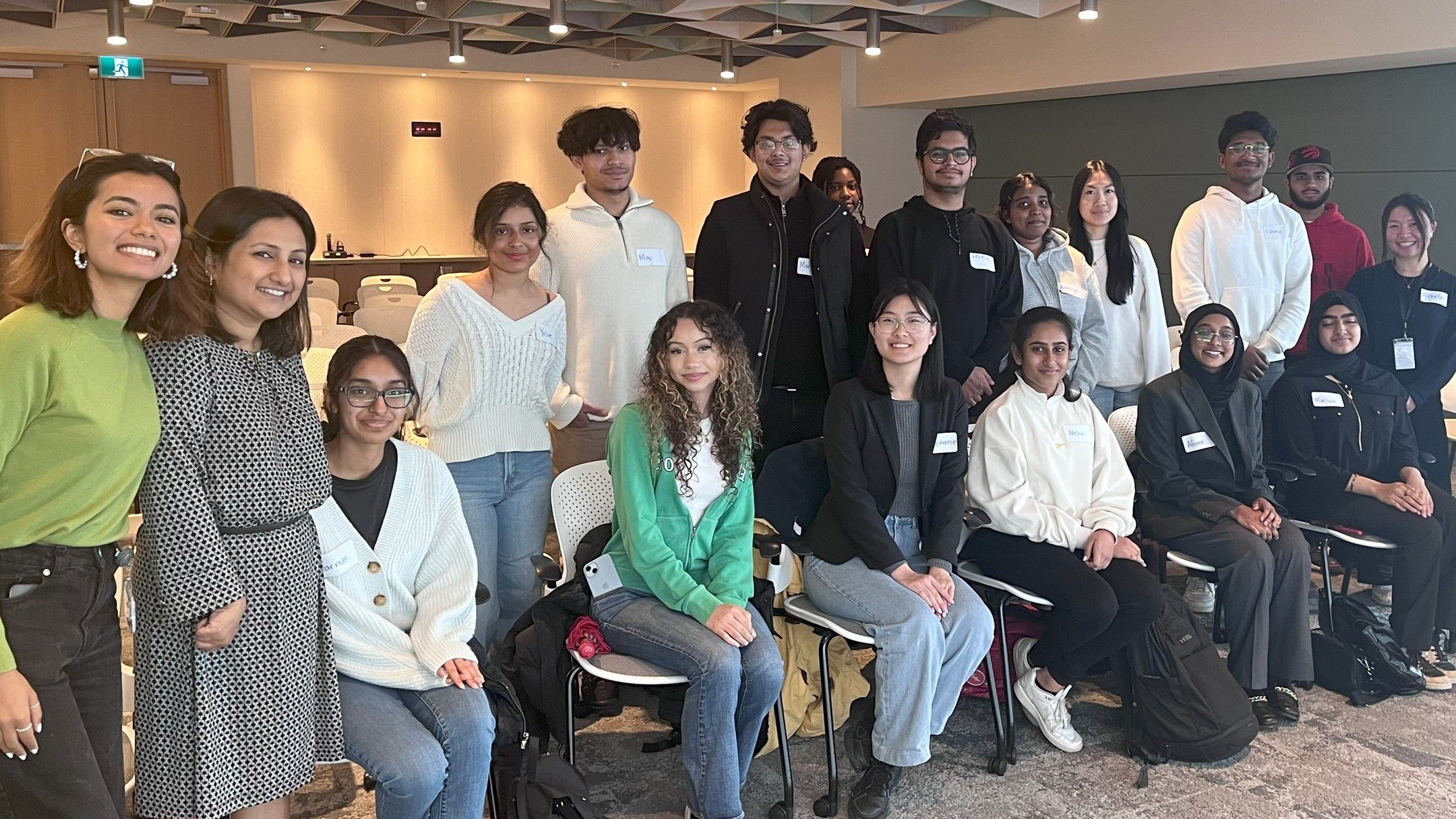 🎓 Hey High School Innovators! 🚀 Just wrapped an epic event at Microsoft. 🔥 The team shared INSANE insights into the future of tech and business and even dished on the MUST-HAVE soft skills! Psst...like communication, resilience and adaptability! ?