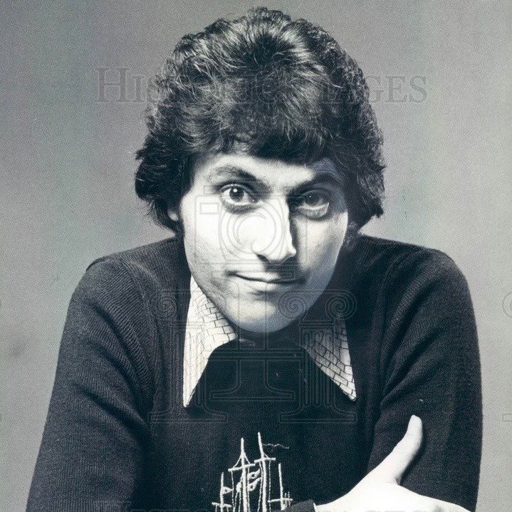 Gary Deeb, the former Chicago Sun-Times media critic passed away on May 17. 

A Sun-Times columnist from 1970 to 1980, Deeb became known for his relentless critiques of Chicago television news and his willingness to call out hypocrisy in the industry