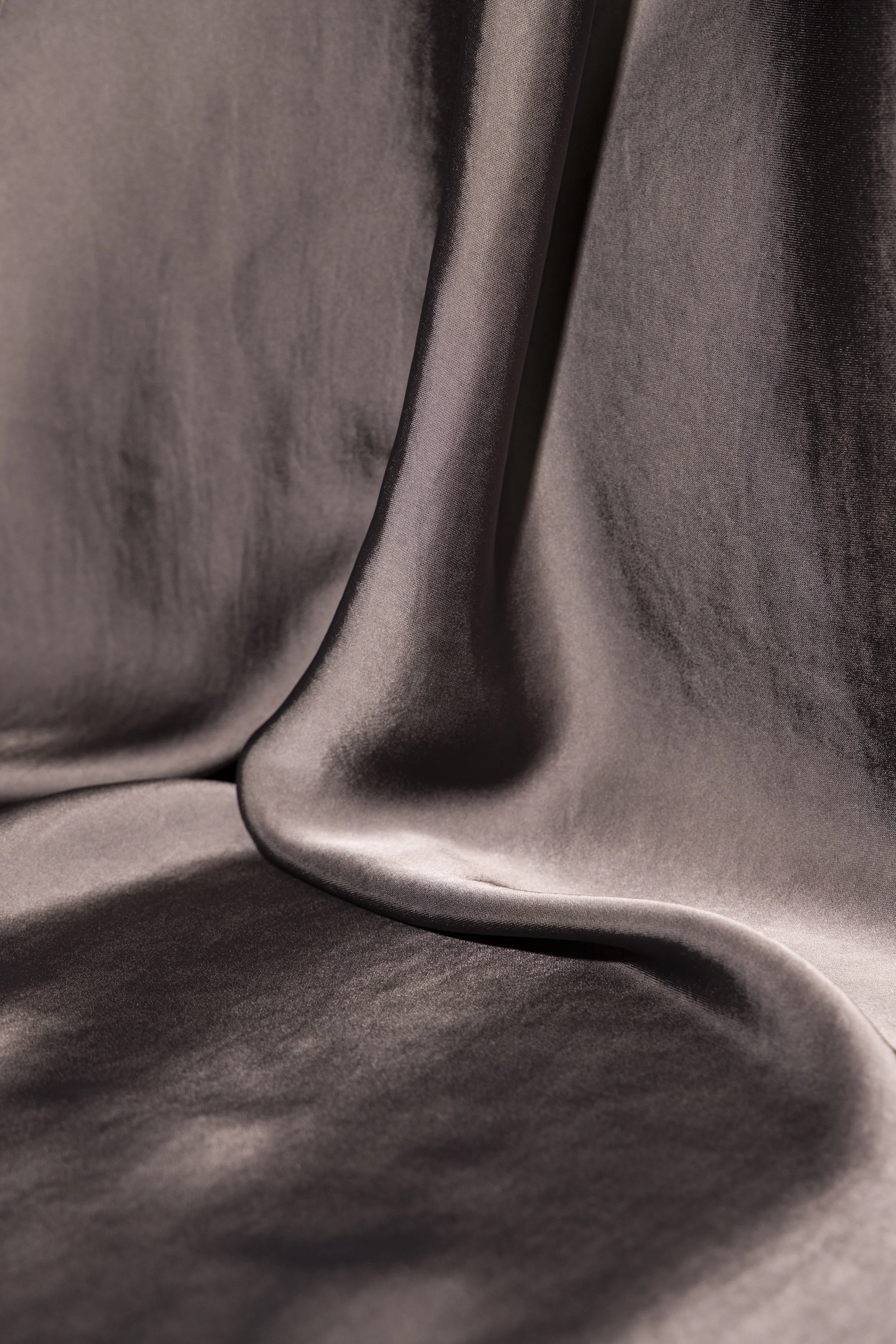 RECYCLED TECH SATIN
