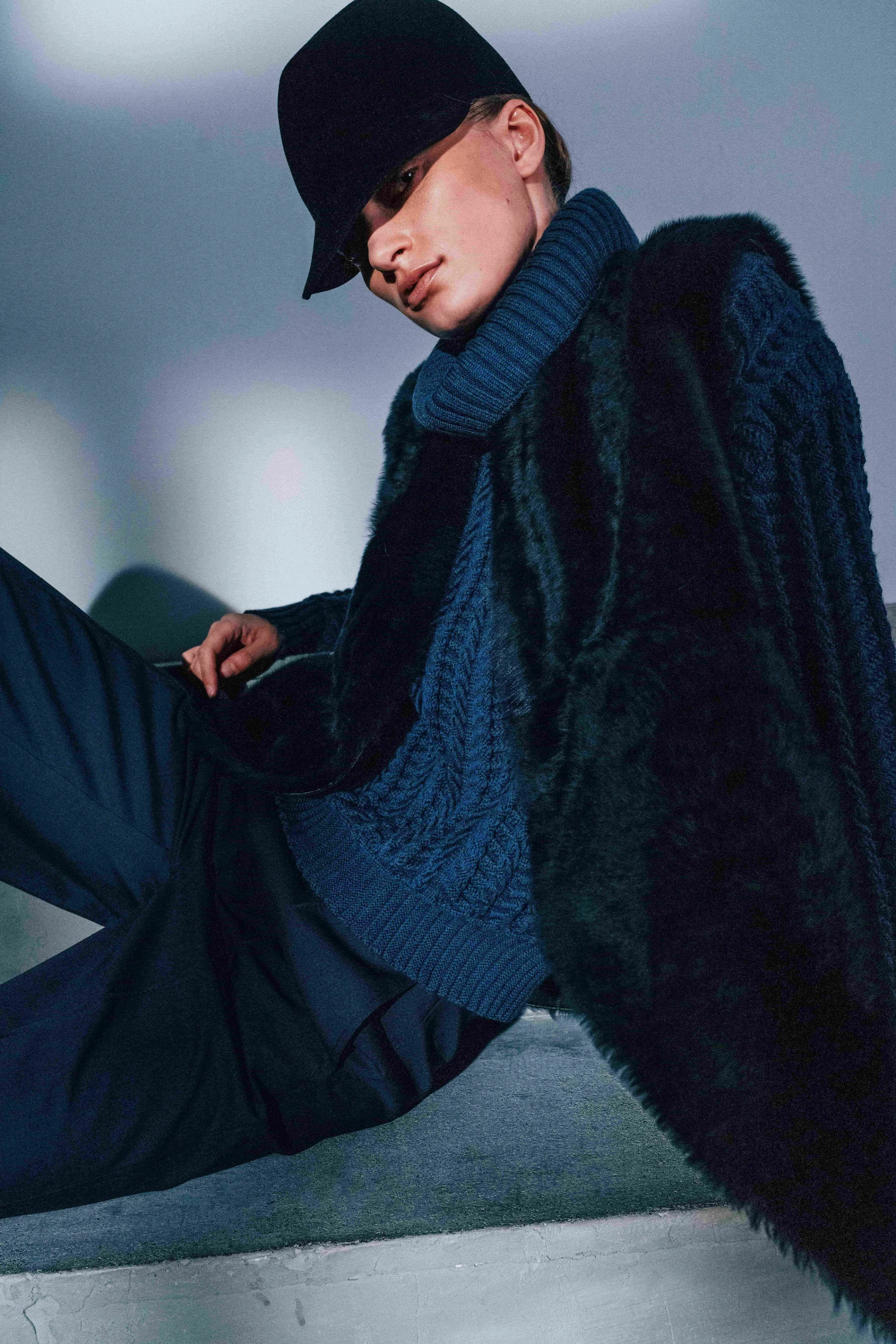 KUSARI CABLE SWEATER