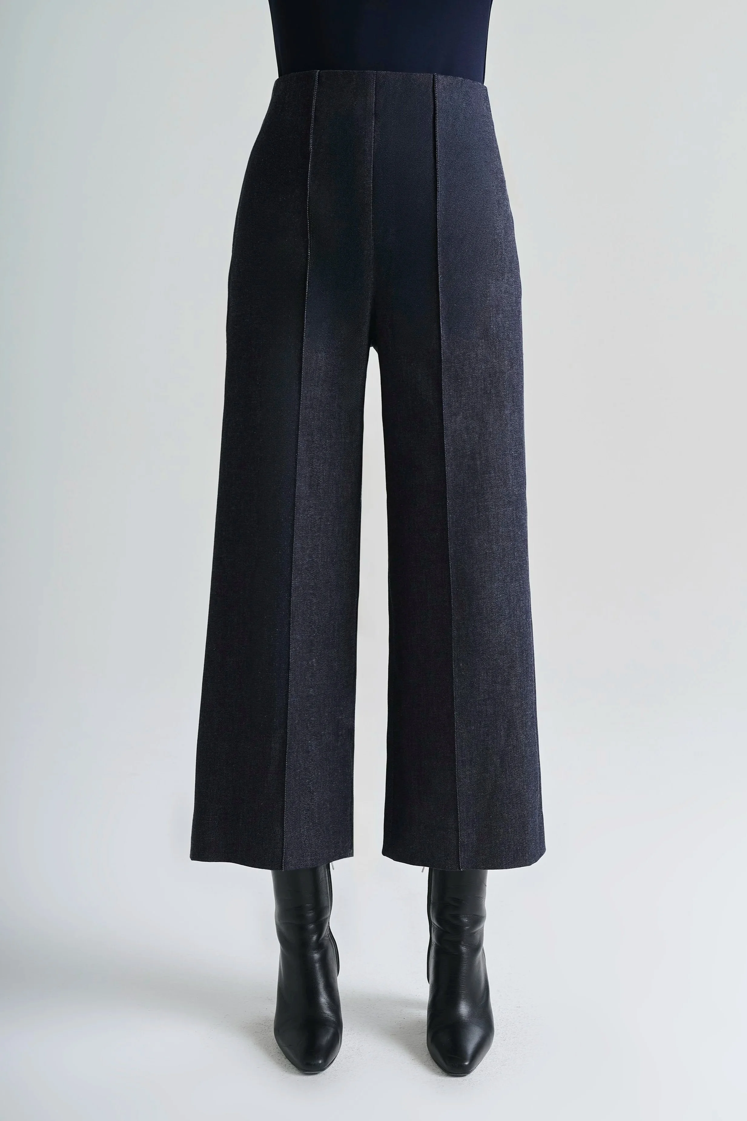DENIM CROP PANT