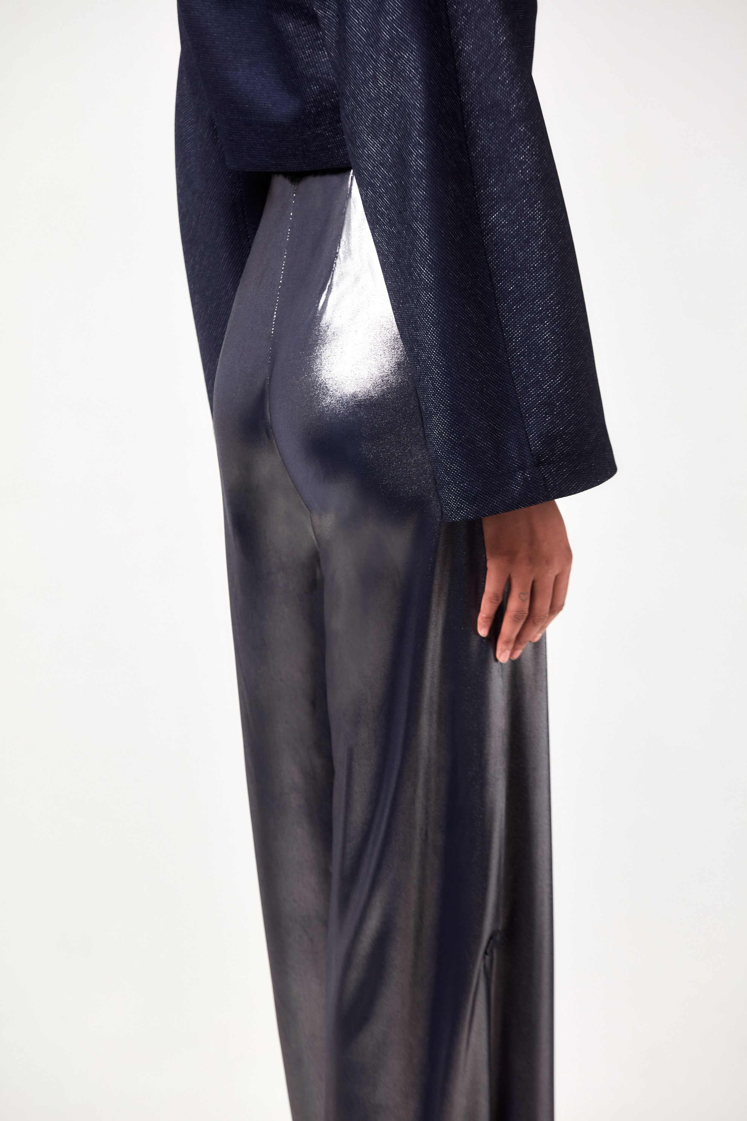 KZSTUDIO3770-E.jpg
