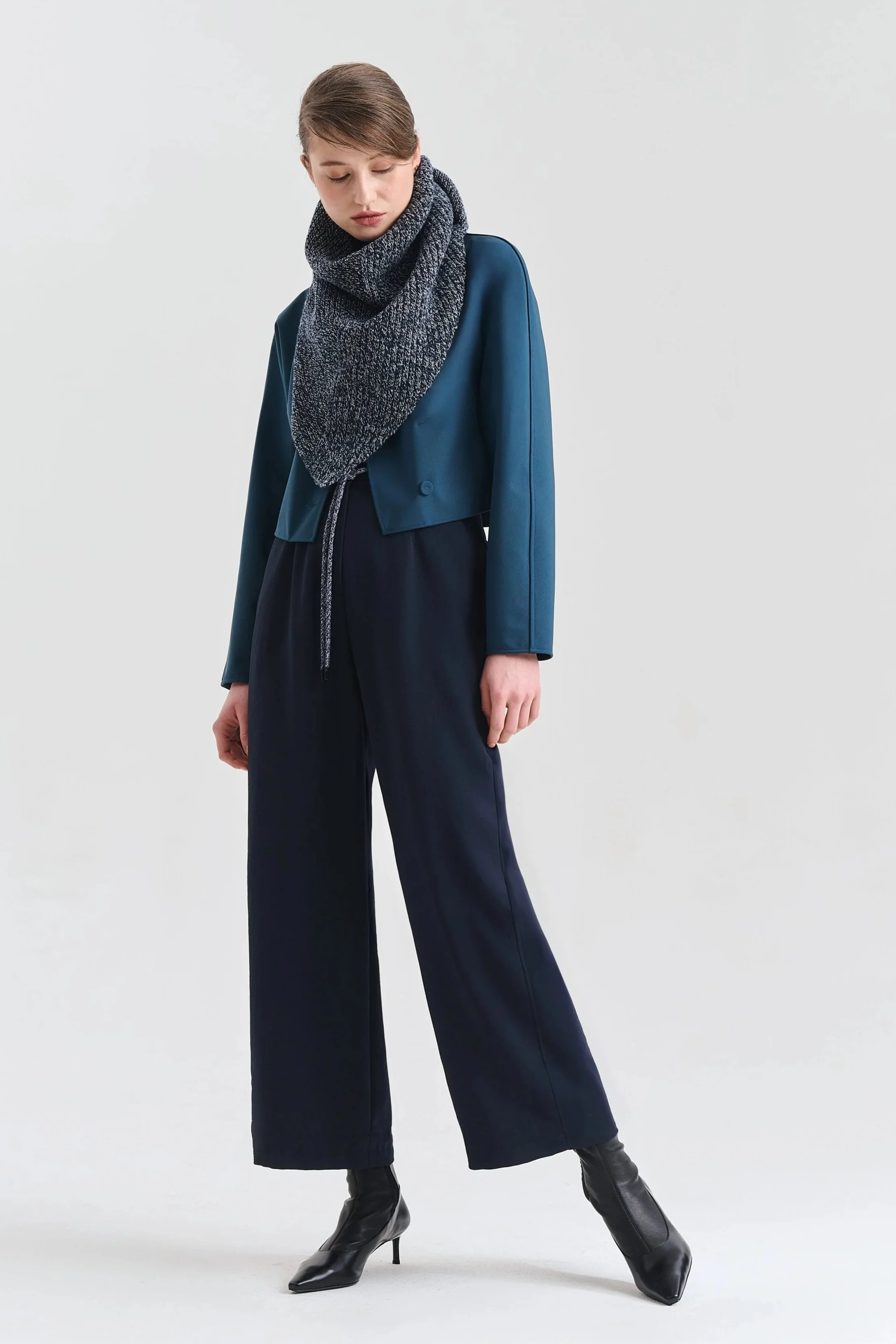 BIOMORPH KNIT SCARF