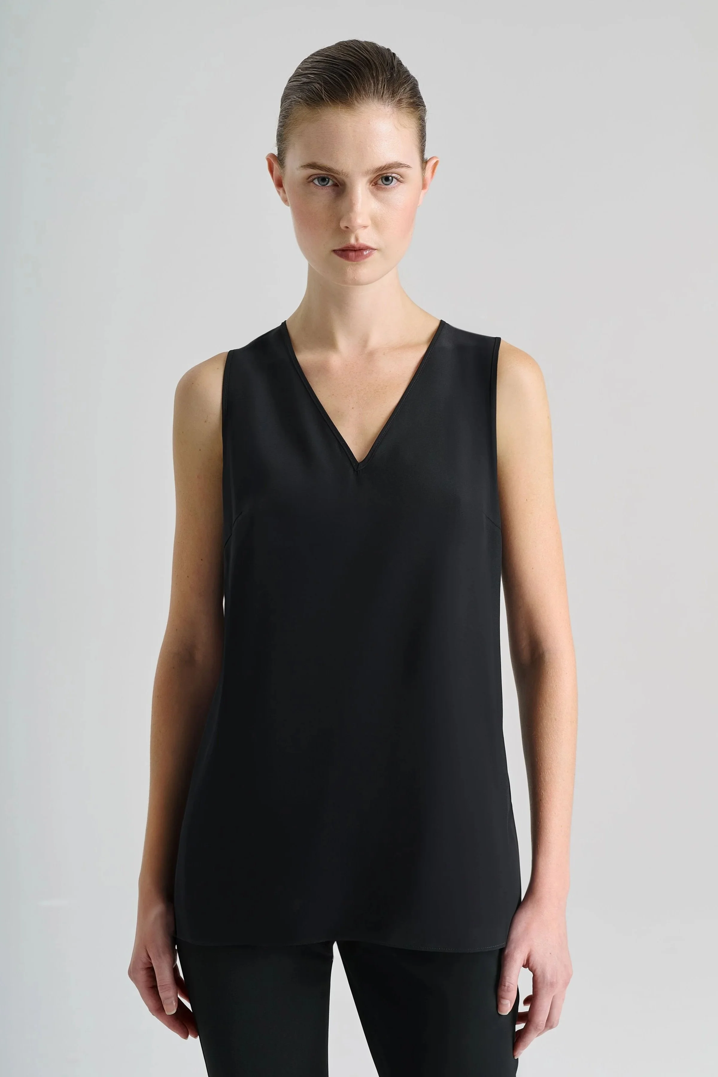V-NECK TUNIC CAMI