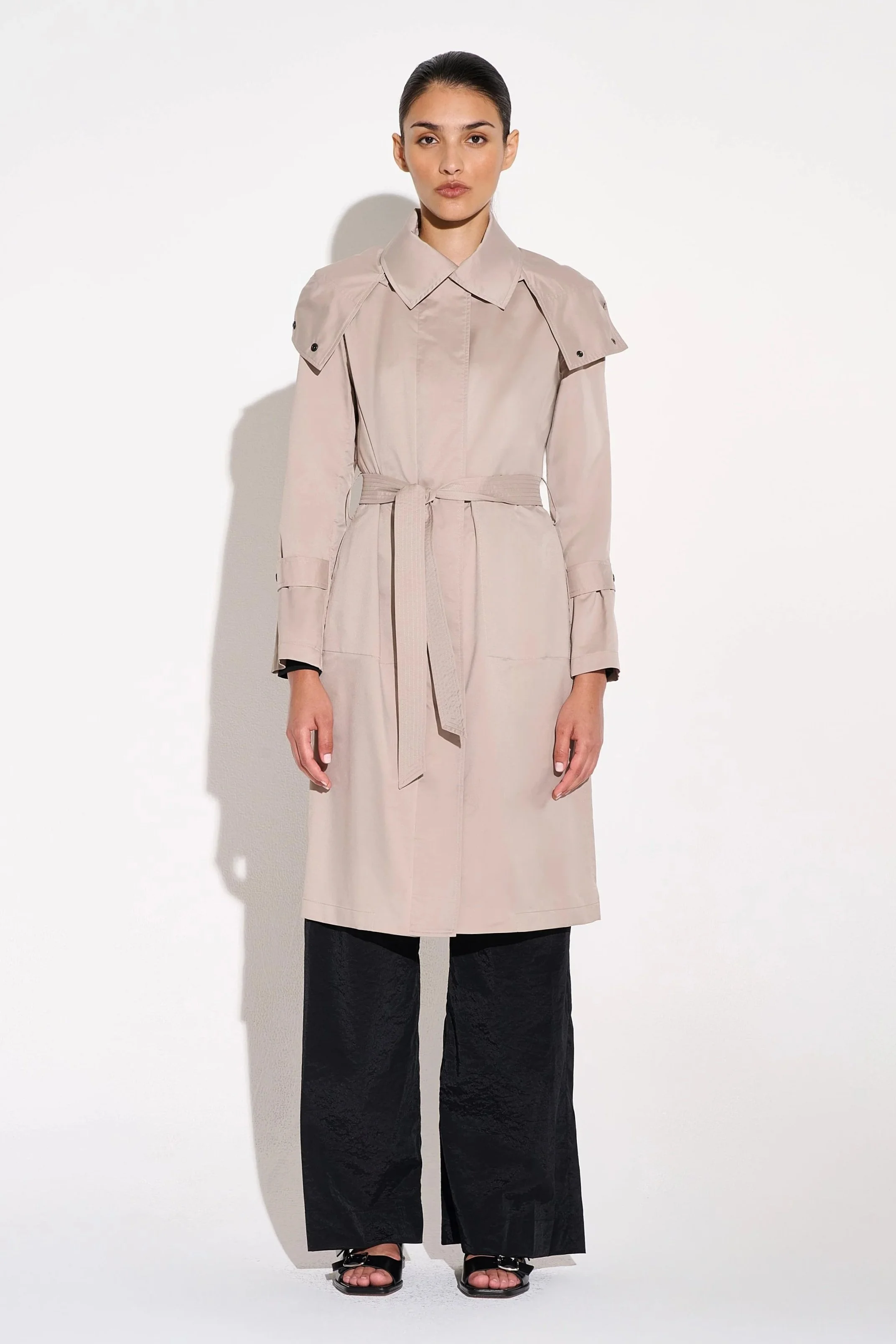 RAUMPLAN MULTI-FUNCTIONAL TRENCH