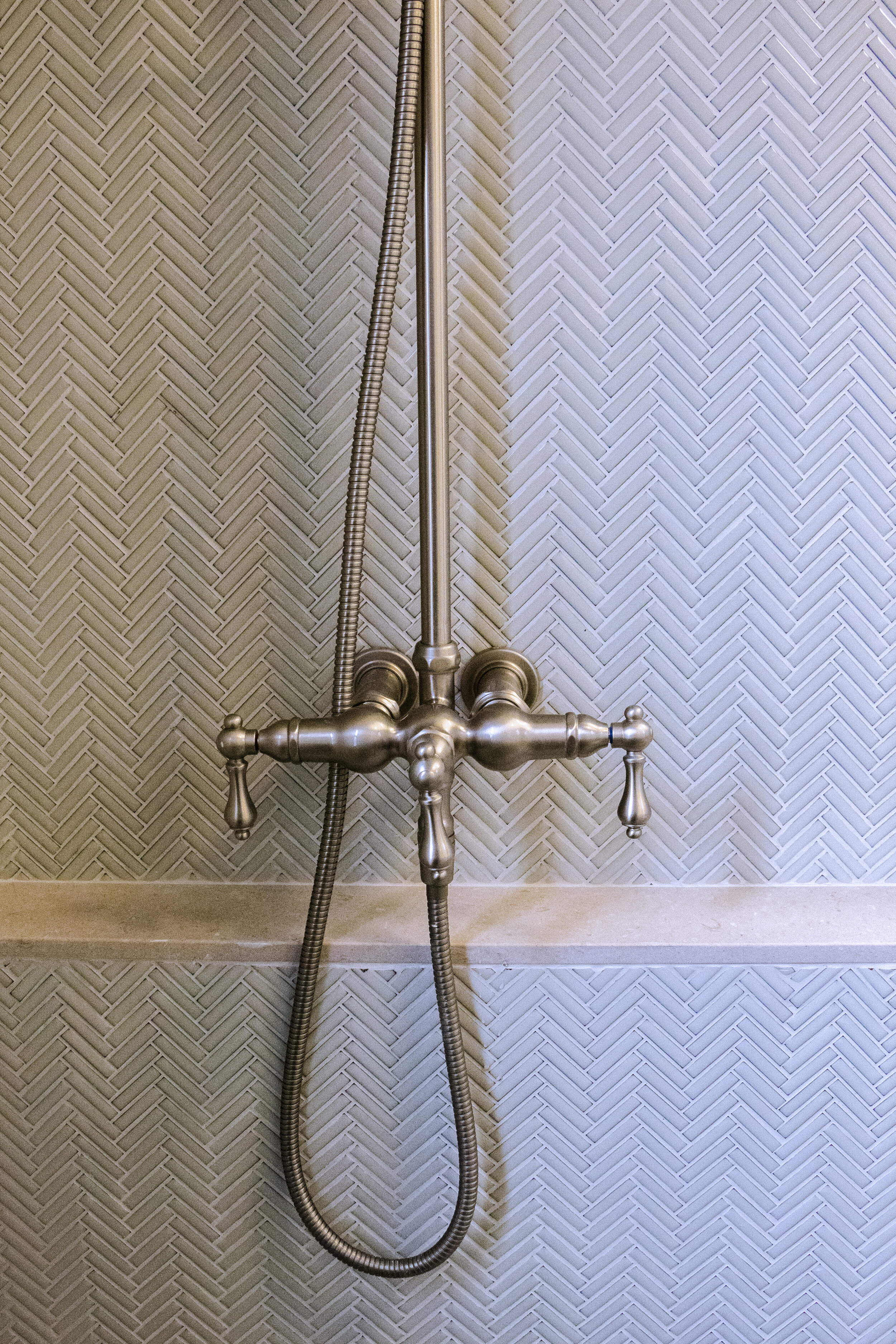 BATH1-1.jpg
