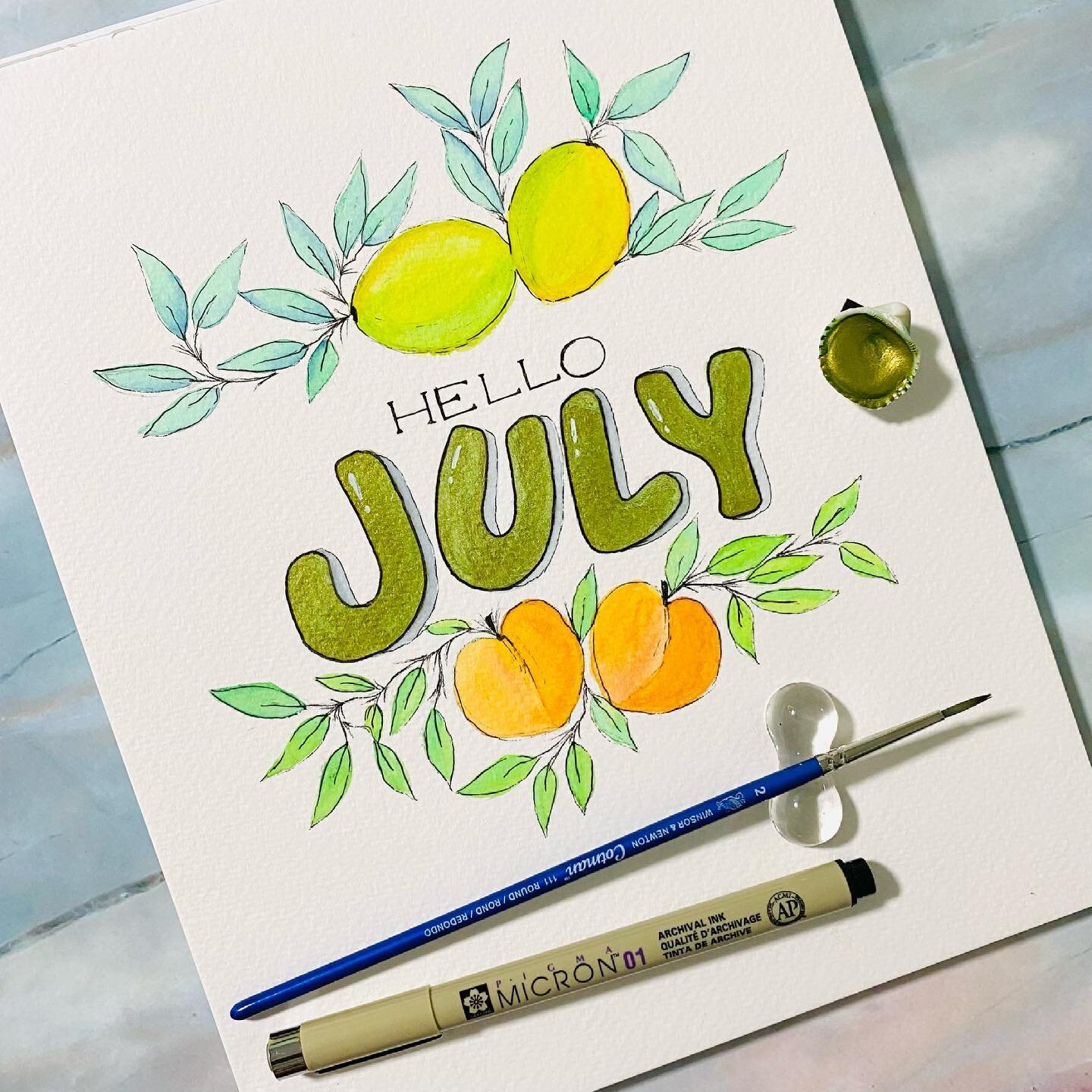 Hello hello hello. June ended with a lot excitement in personal life and July brings a lot of days that I am looking forward to enjoy. Keep an eye of my stories to know more 😉
.
Lemons and peaches(those are looking more like apricots because my colo