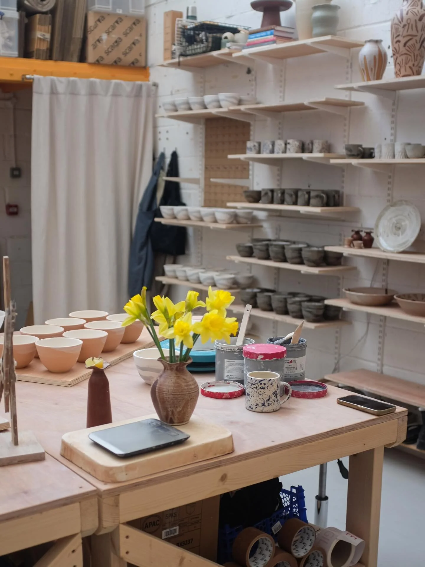 I&rsquo;m looking for someone to sublet my space while I&rsquo;m on maternity leave. It&rsquo;s a bright, beautiful, fully equipped pottery studio shared with four friendly potters. Perfect for a hobbyist looking for more space and freedom with worki