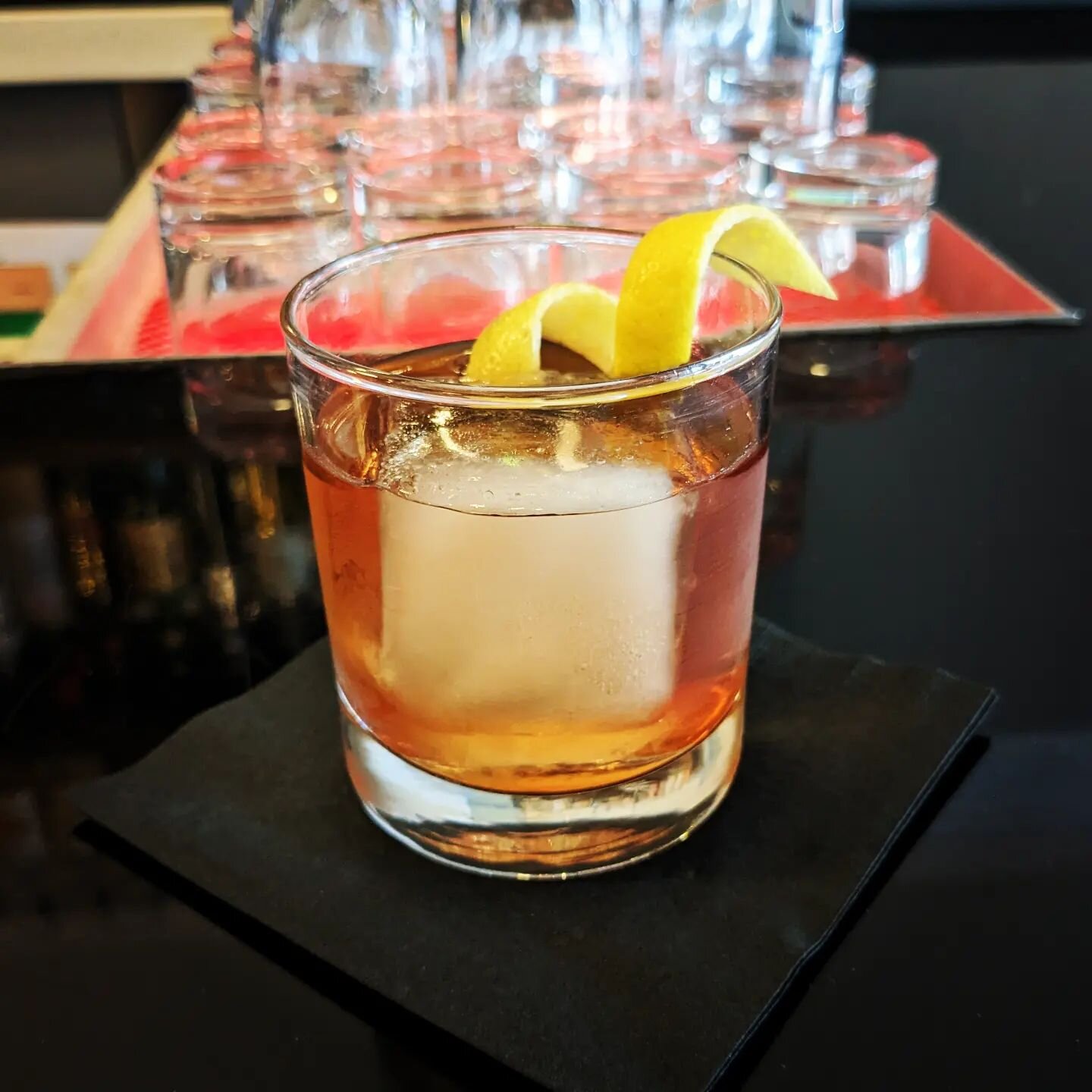 $10 Tuesday at The Dime! This afternoon we present &quot;Fair Weather Friend,&quot; a robust mix of Compass Box Glasgow Blend Scotch, Yellow Chartreuse, Bruto Americano, and Carpano Dry Vermouth. Bitter, smokey, and herbaceous.