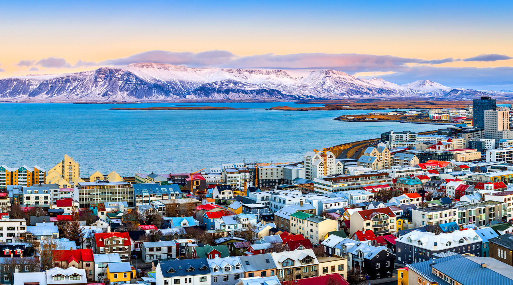 Исландия какая европа. Рейкьявик. Кеблавик Исландия. Рейкьявик столица. Исландия город Рейкьявик.