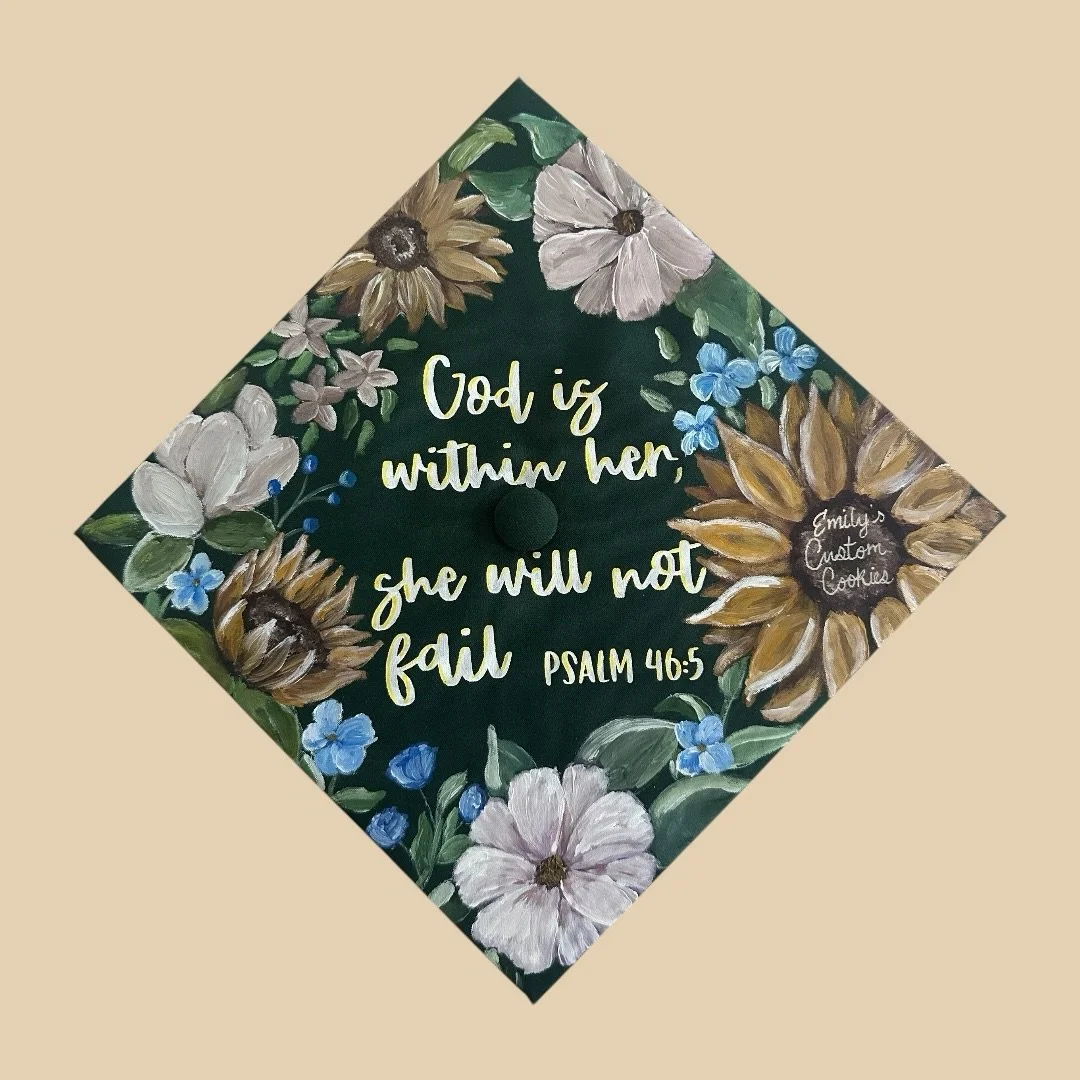 Need a graduation cap custom painted? I know a girl&hellip; 💜 

#2026grad #graduation #graduationcap #customcap #senior