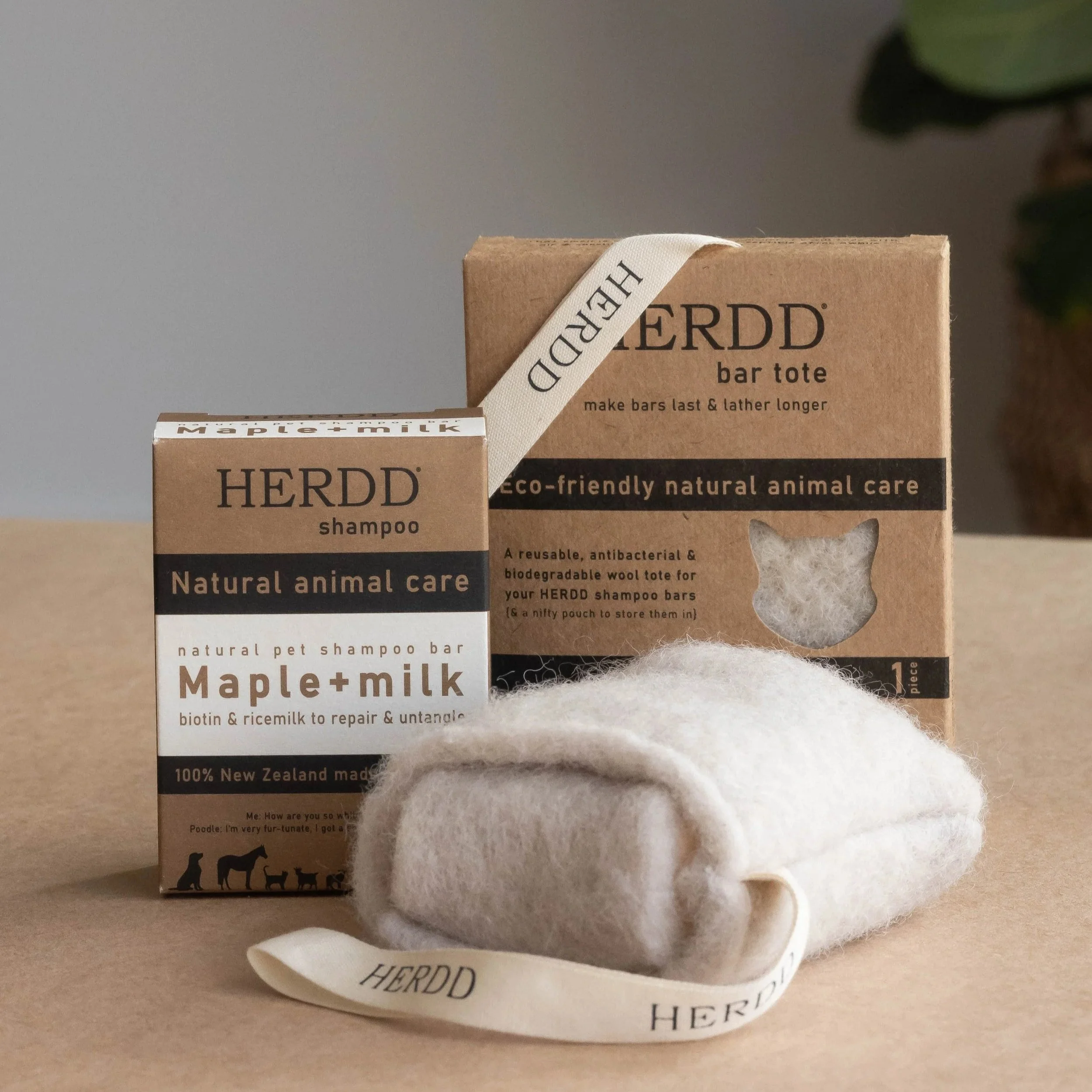 HERDD wool bar tote for shampoo bars sponge loofah