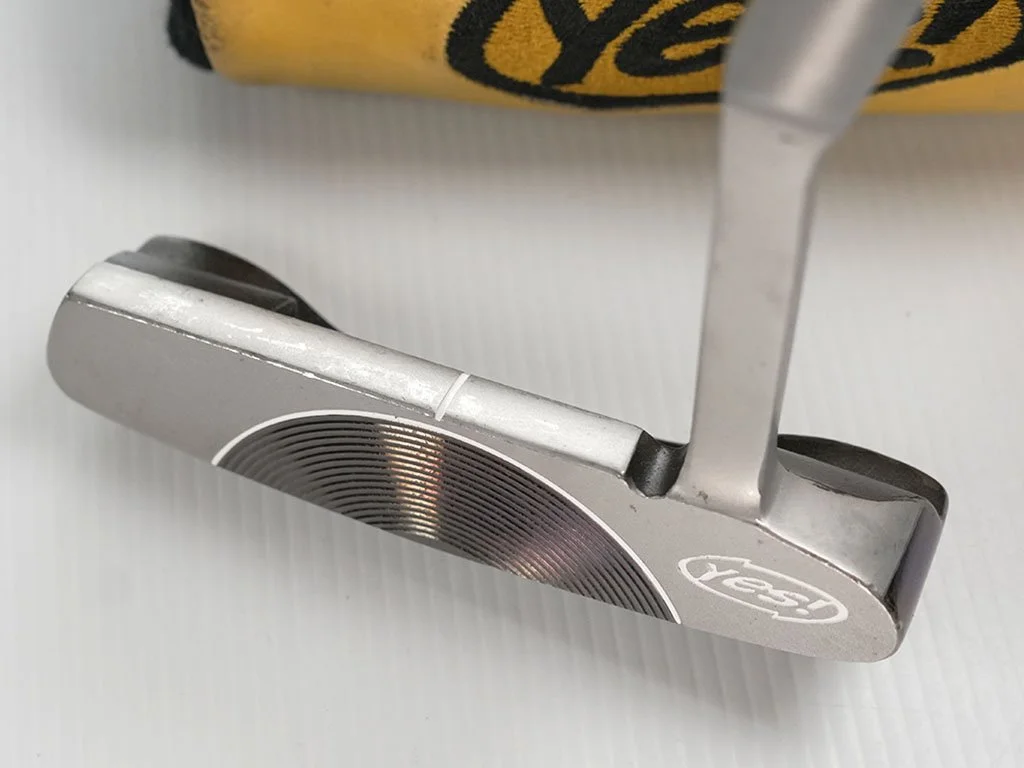 VG. YES! Dianna C-Grind 34in putter w. new grip