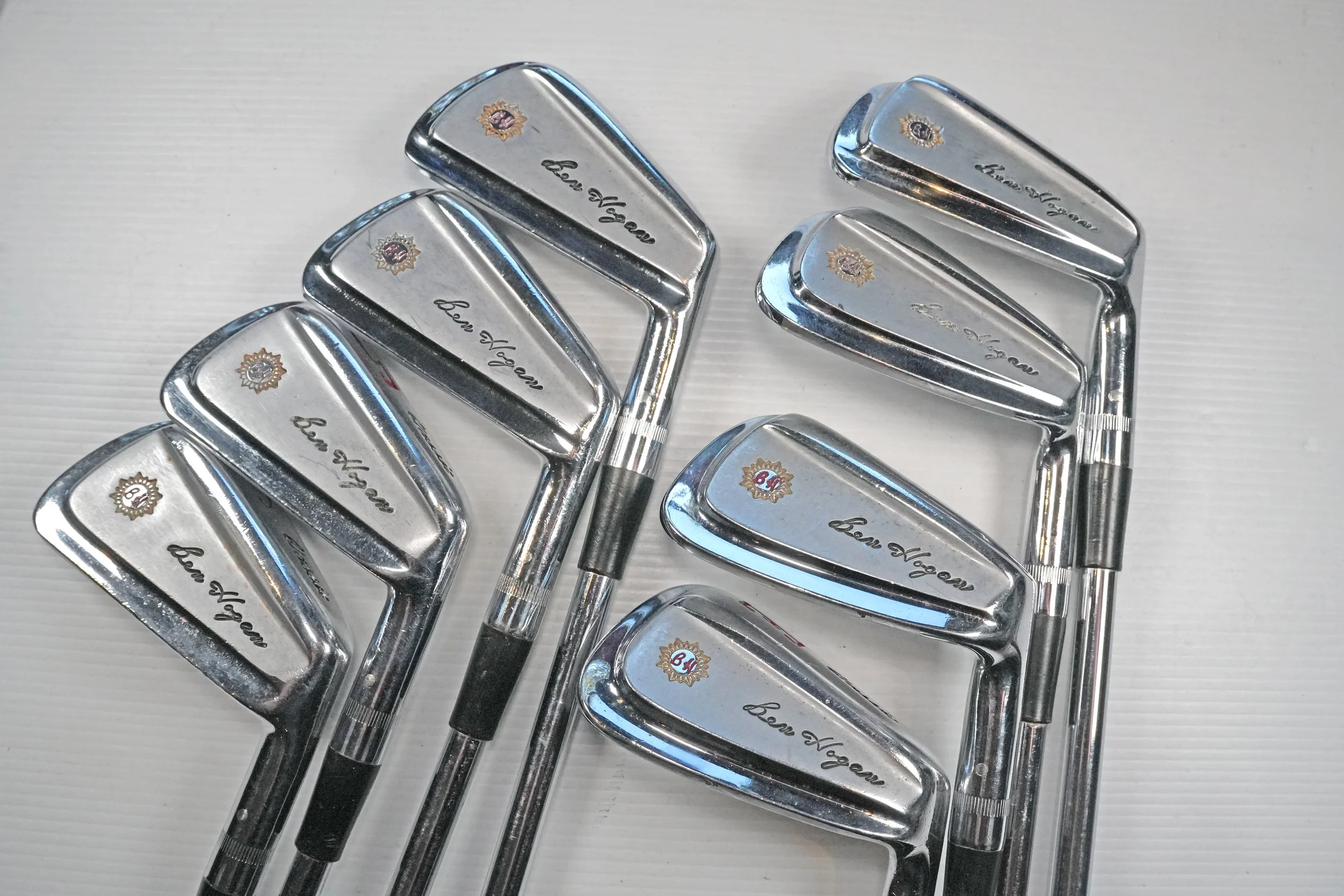 Excellent collectible set of BEN HOGAN  Classic irons  3 to E (PW) w. Apex 3 Regular steel shafts