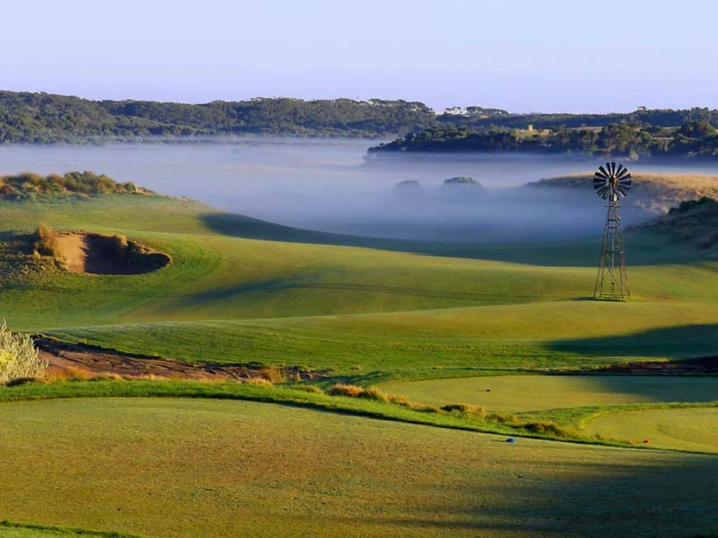 10th Moonah Email size Aug 2011 01 copy.jpg