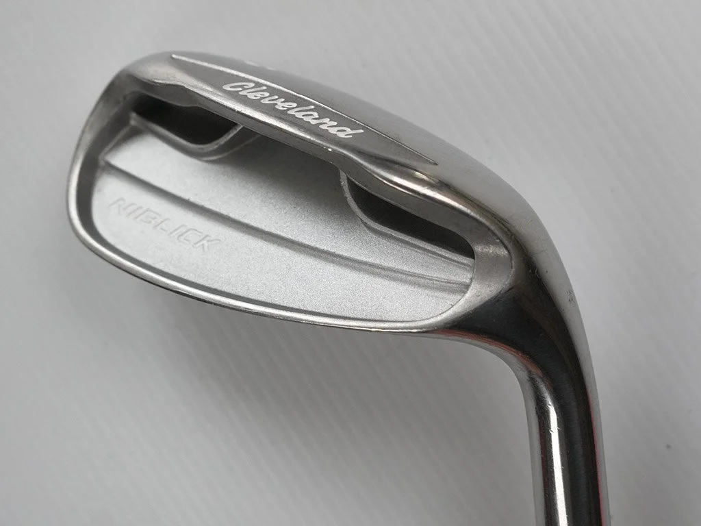 Near new CLEVELAND Niblick 42 deg PW w. 50gm Women’s Wedge flex graphite