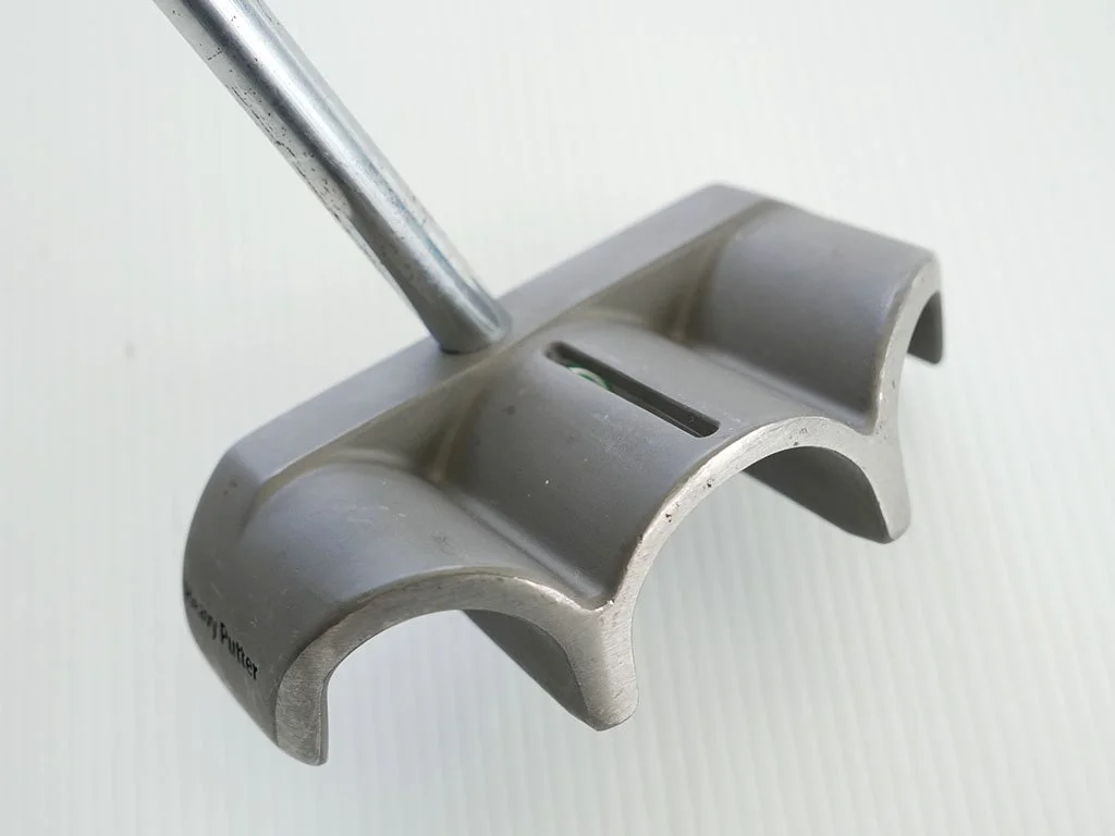 BOCCIERI D1-DF 34in 900gm HEAVY putter w. original grip.