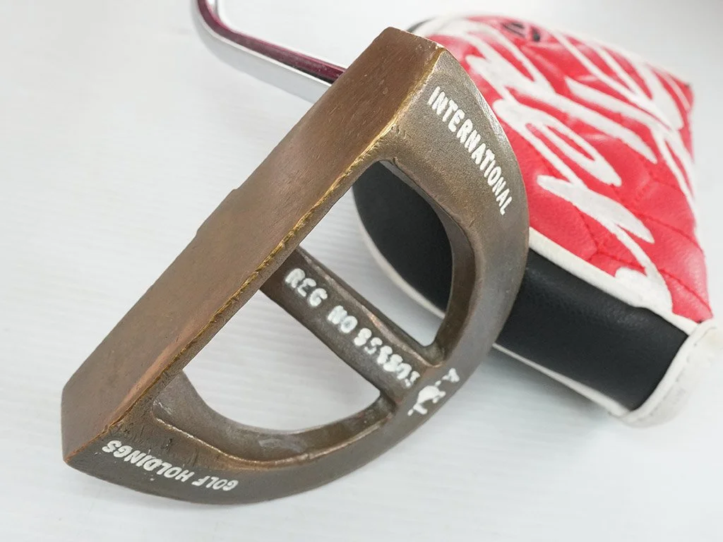 VG 36in International Golf Holdings  Brass head Putter w. cover