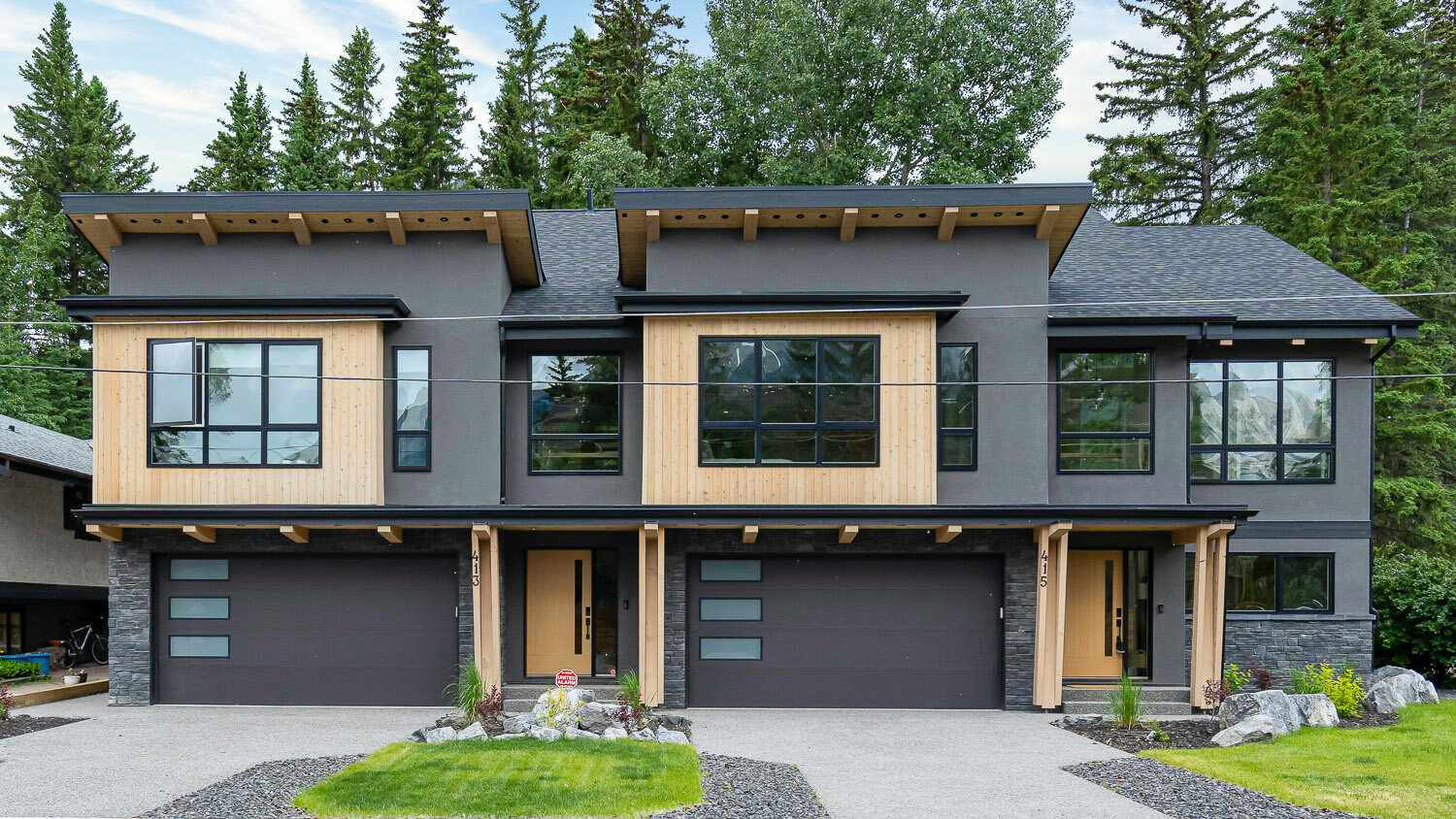 kova-homes-canmore-alberta-8th-ave-4.jpg