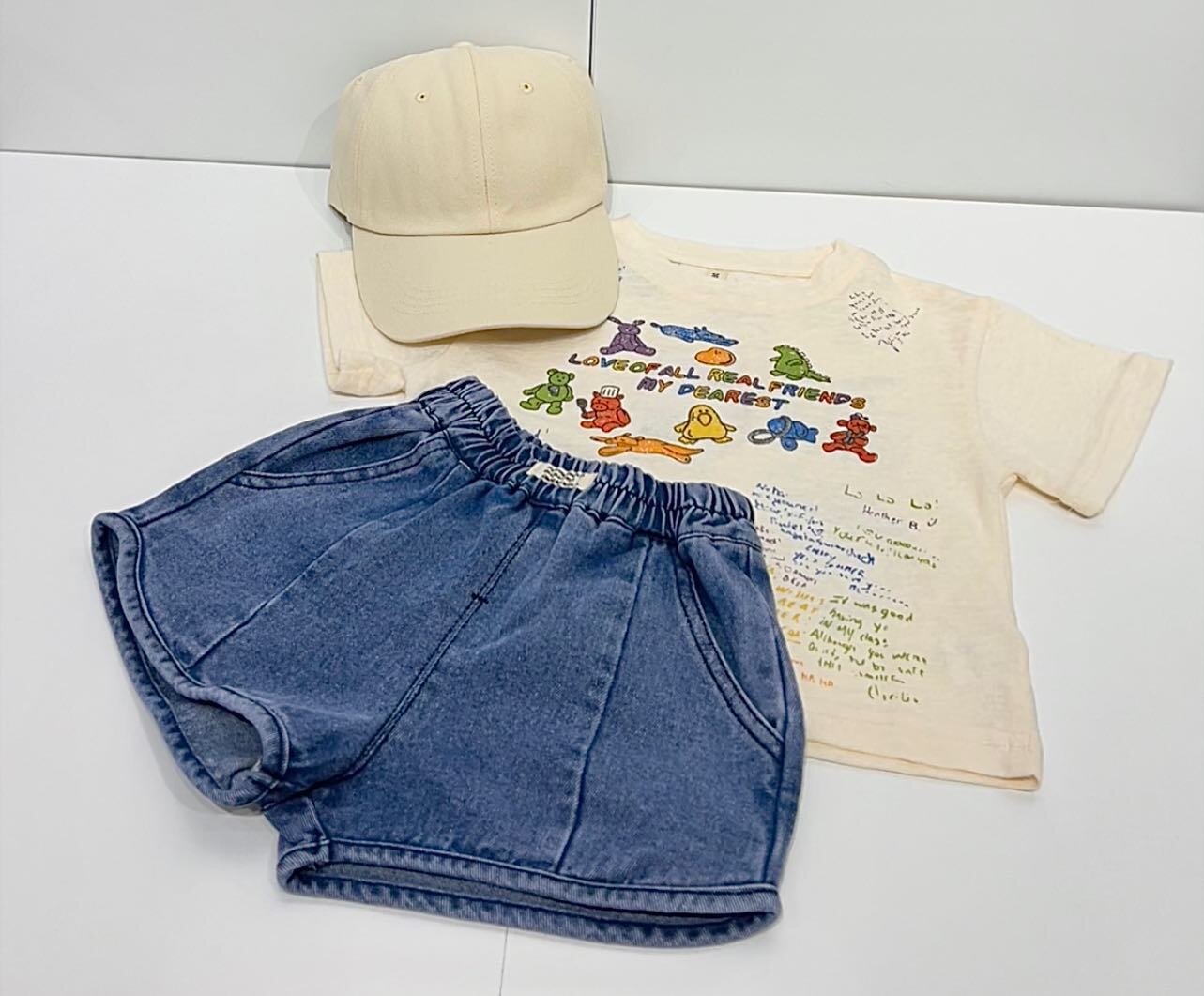 Blue Jean Short &amp; Cartoon Tee🌀

#toddlerfashion #kids #outfit #vancouver #outfitinspo #baby