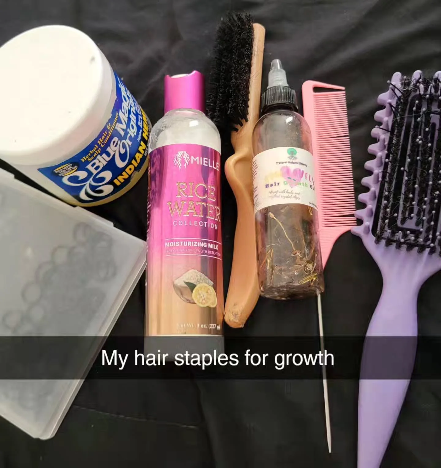 A few of my hair growth staples. #hairgrowth #hairoil #hair