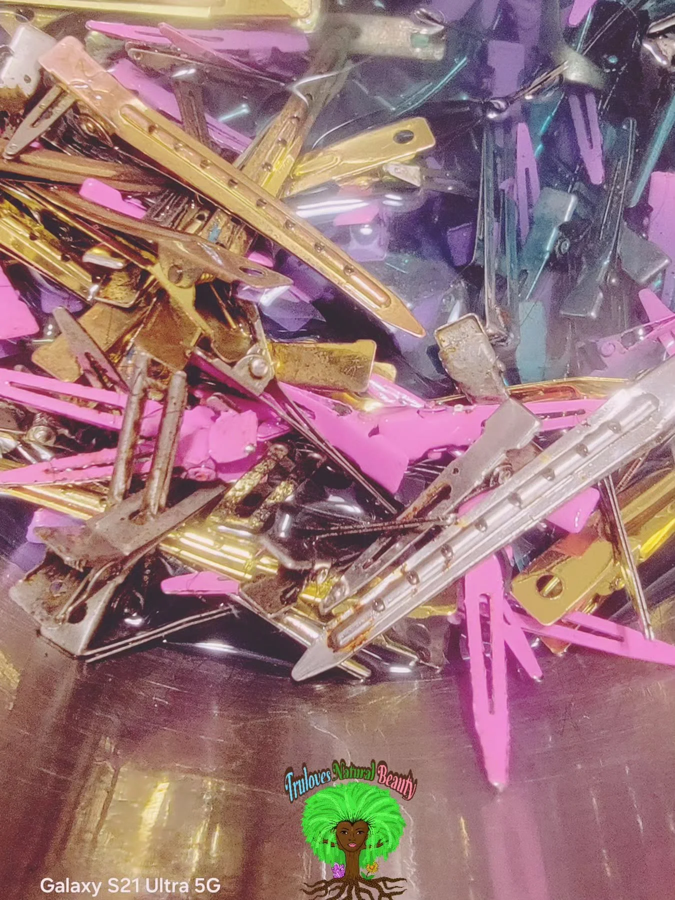 Clean yo shit!! #sharethis #salon #disinfect