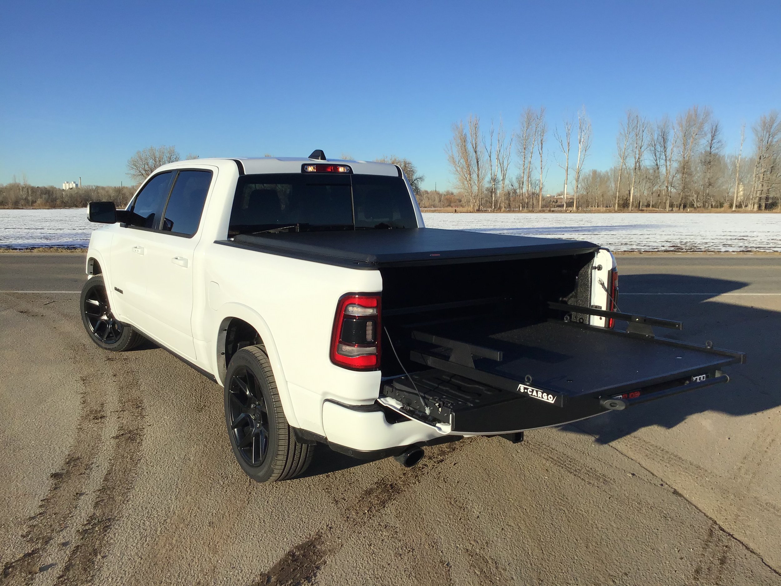 5TH GEN RAM 1500 ACCESS COVER CLASSIC ROLL UP TONNEAU COVER BEDSLIDE MULTI-FUNCTION TAILGATE S-CARGO TRUCK CAPS LOVELAND COLORADO 2.JPG