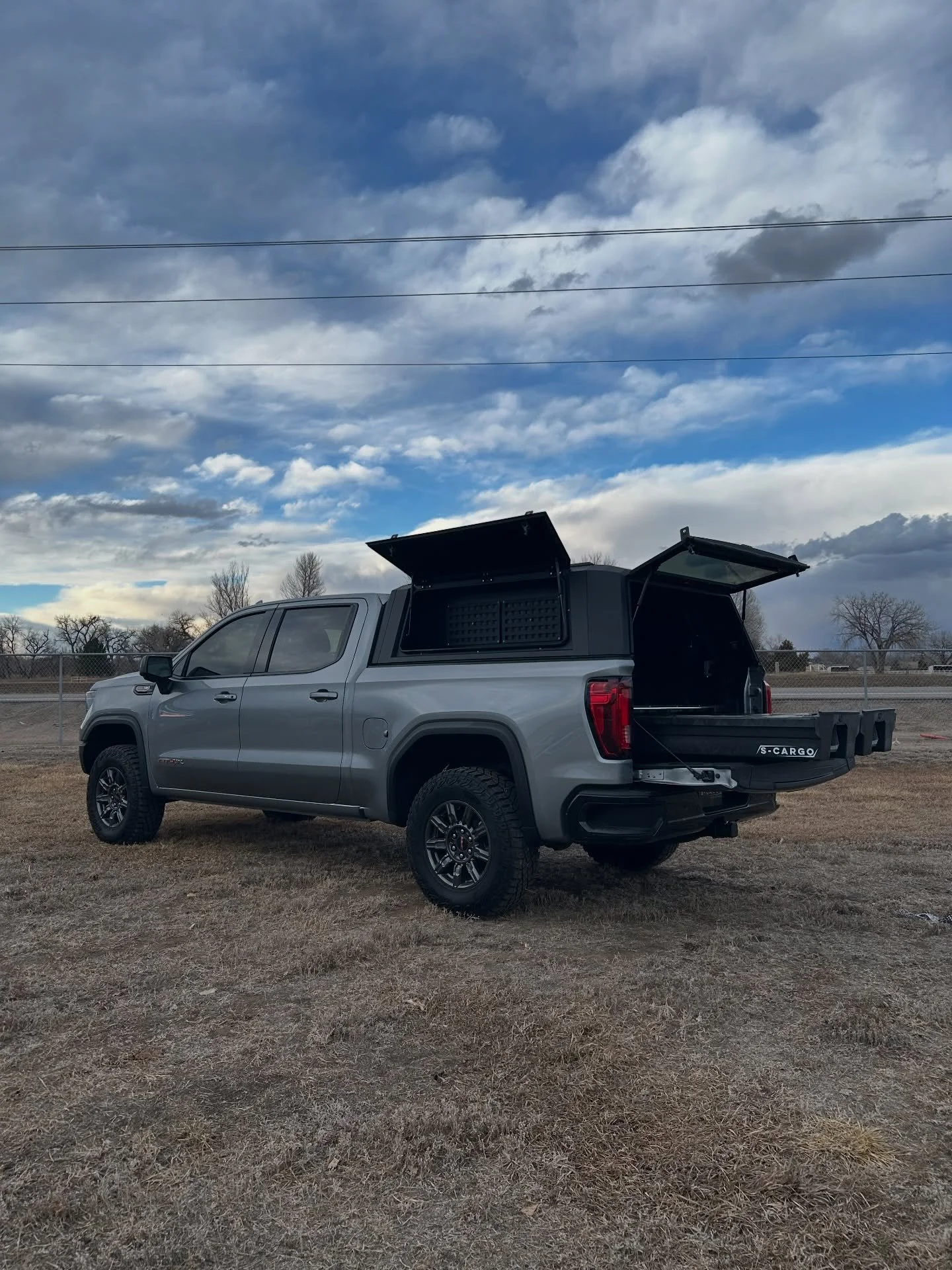 GMC SIERRA 1500 AT4X / SMARTCAP EVO ADVENTURE / SMARTCAP FULL BIN / DECKED DRAWER SYSTEM
