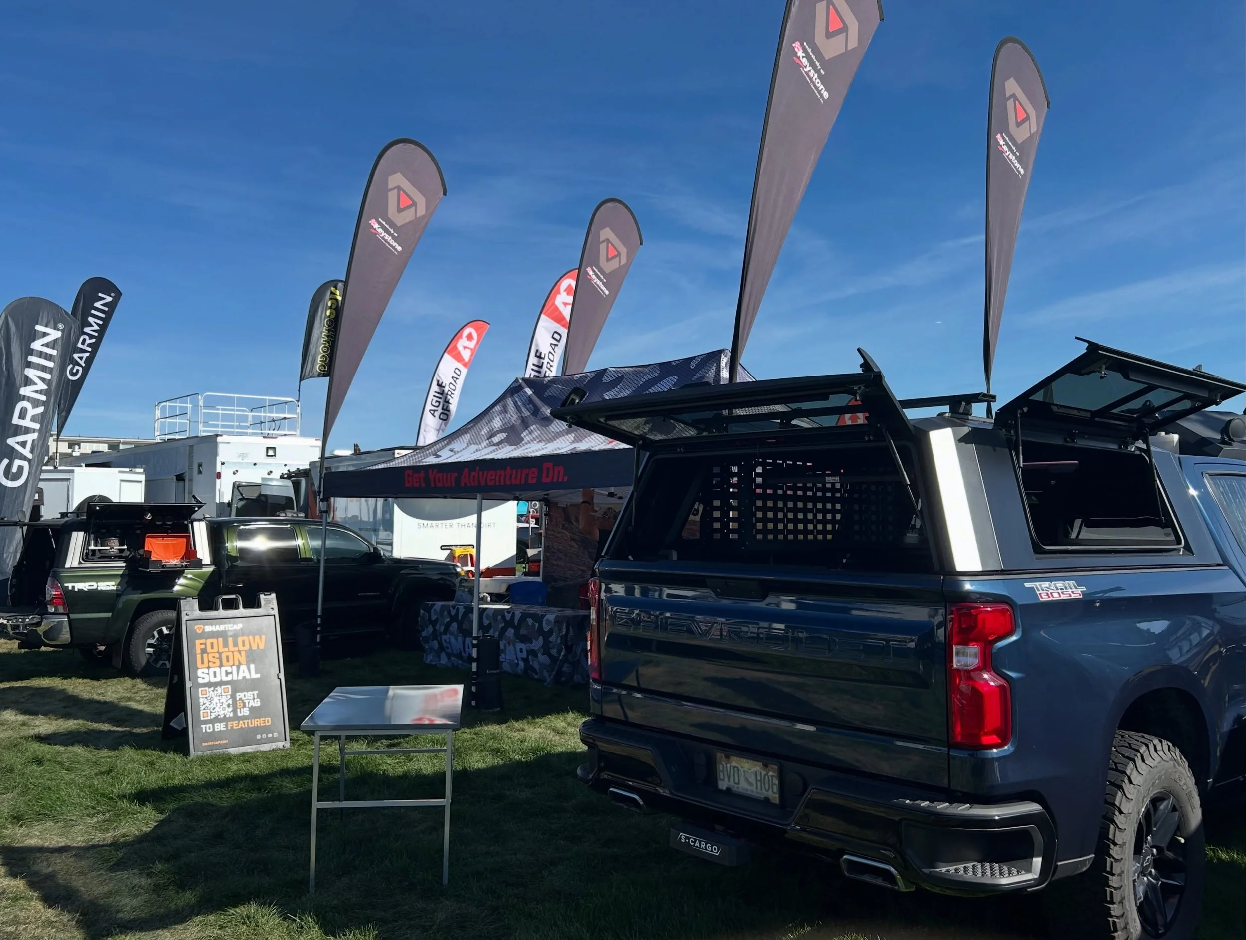 Thanks to everyone who stopped by to talk to us and @smartcap_official at @overlandexpo Mountain West over the weekend! We loved getting to talk to and help SmartCap owners, introduce the brand to new people, and even help some folks become new Smart