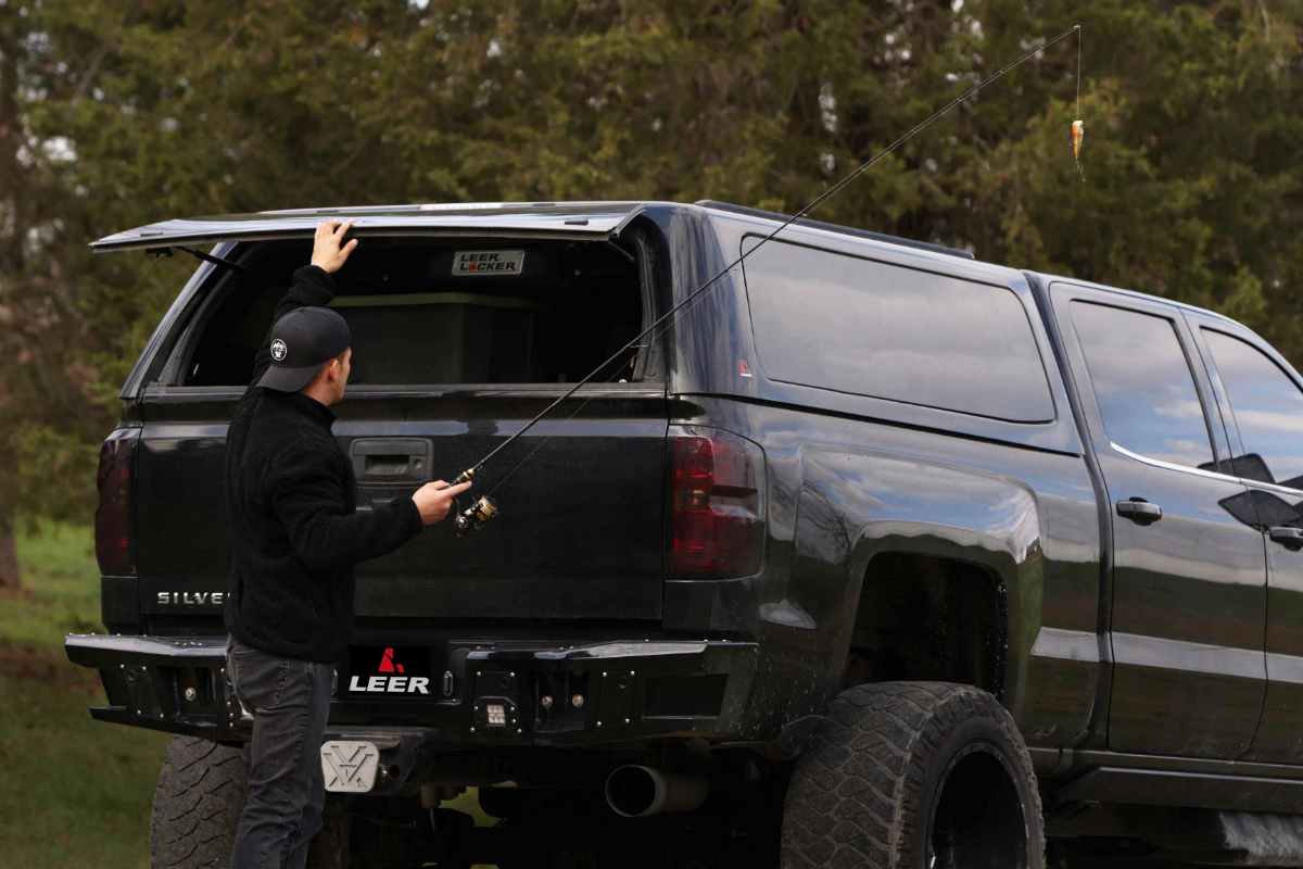 The 100XQ from LEER — S-Cargo Truck Caps - Northern Colorado's number ...