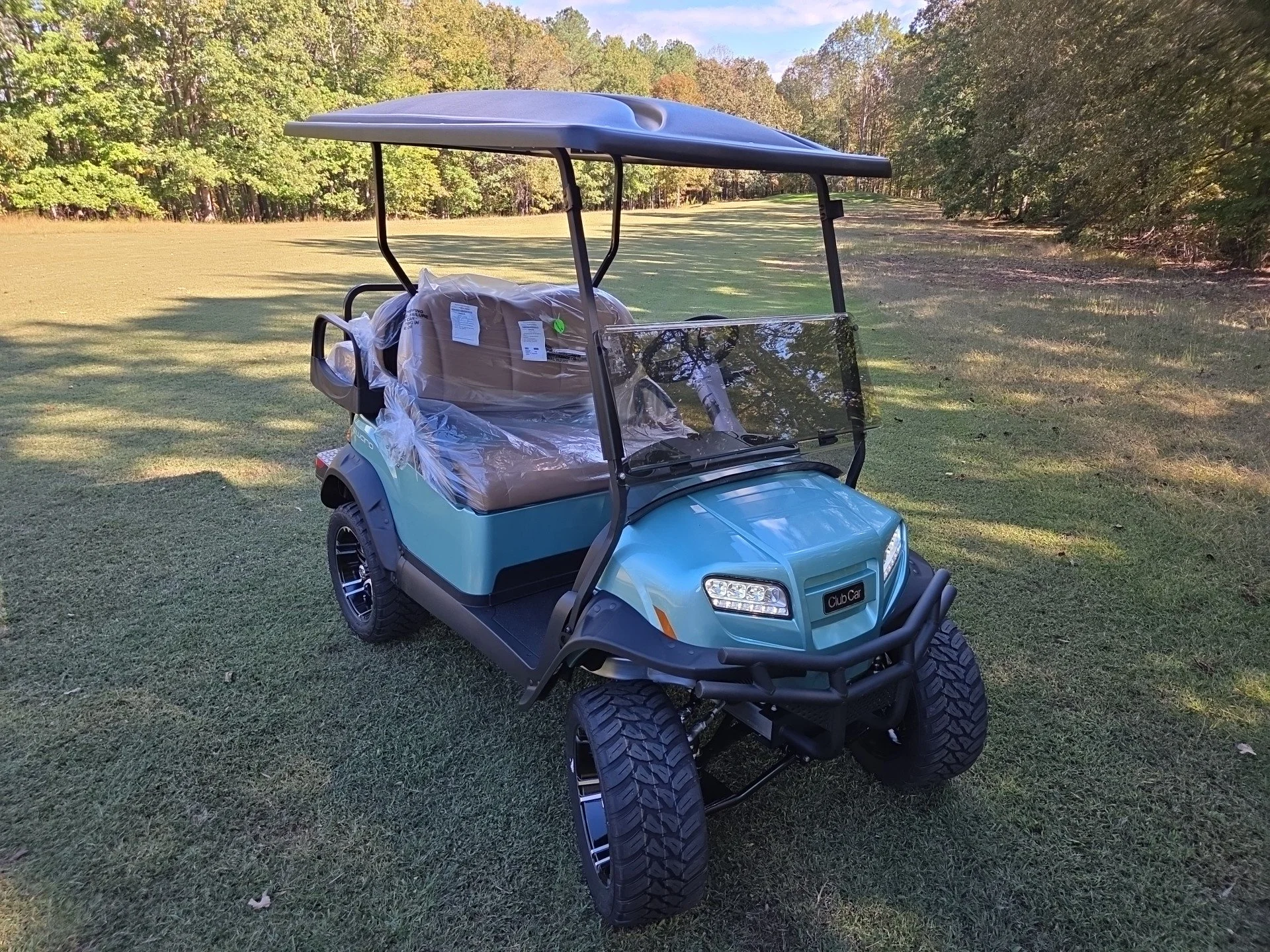 MetallicSeaFoamOnward2026 (3).jpg