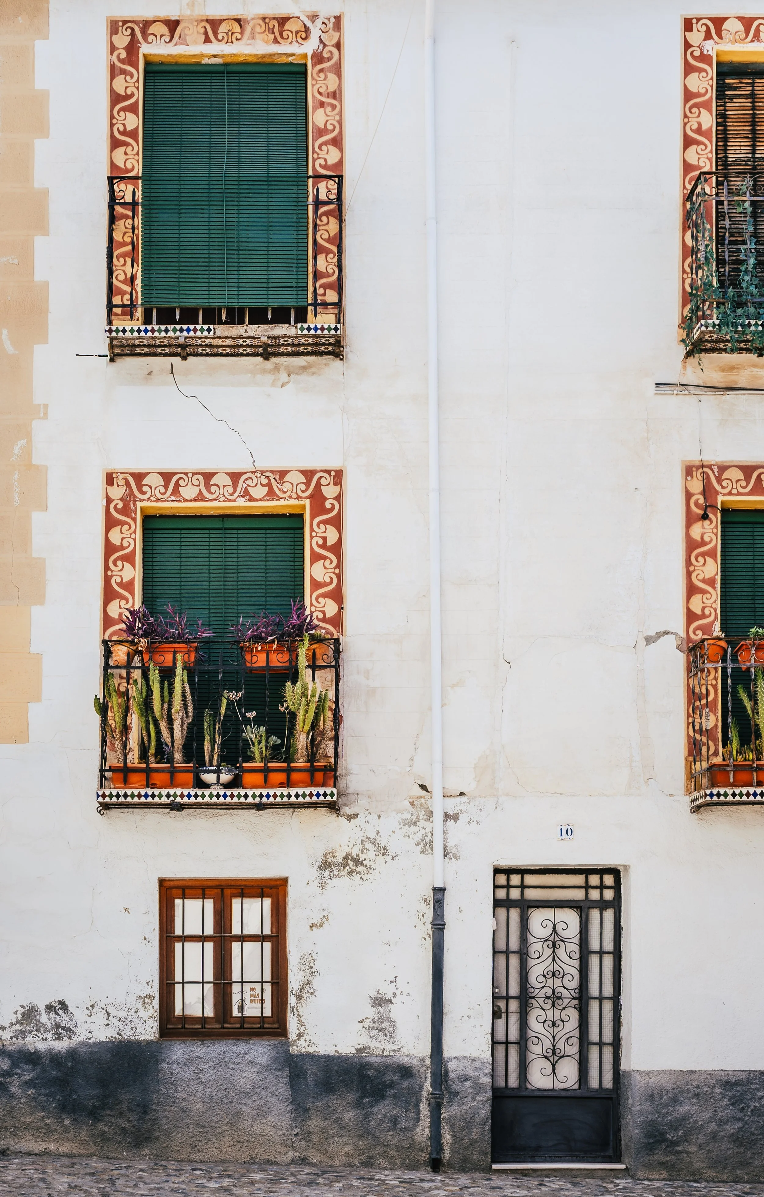065_Windows_Granada_Spain_2024.jpg