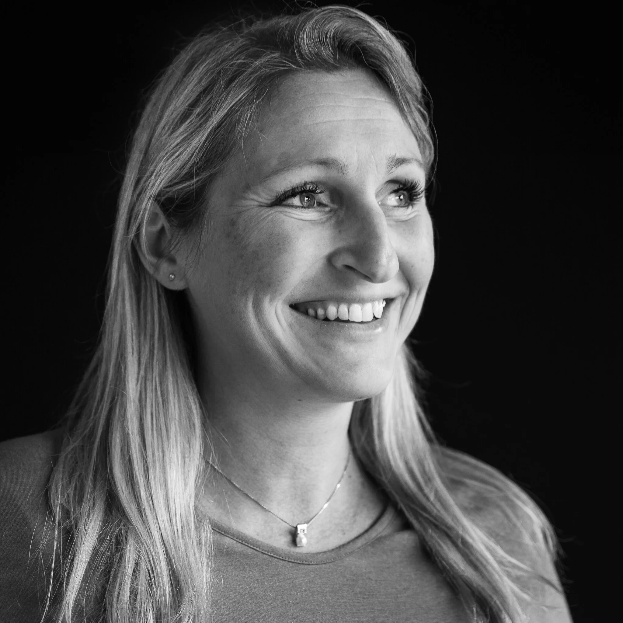 Portrett Adela © fotograf Nina Holtan.jpg