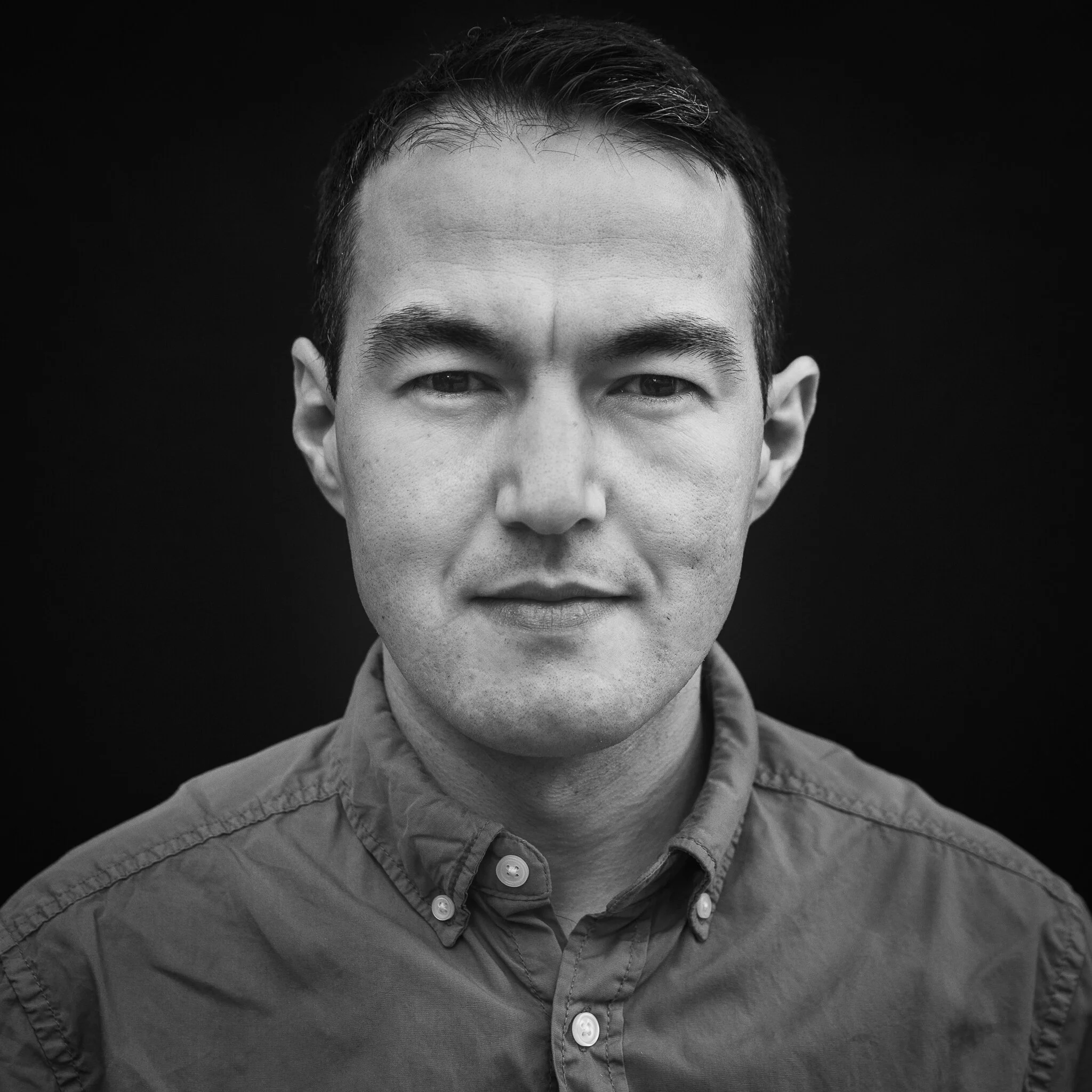 Portrett Davrondzhon © fotograf Nina Holtan.jpg