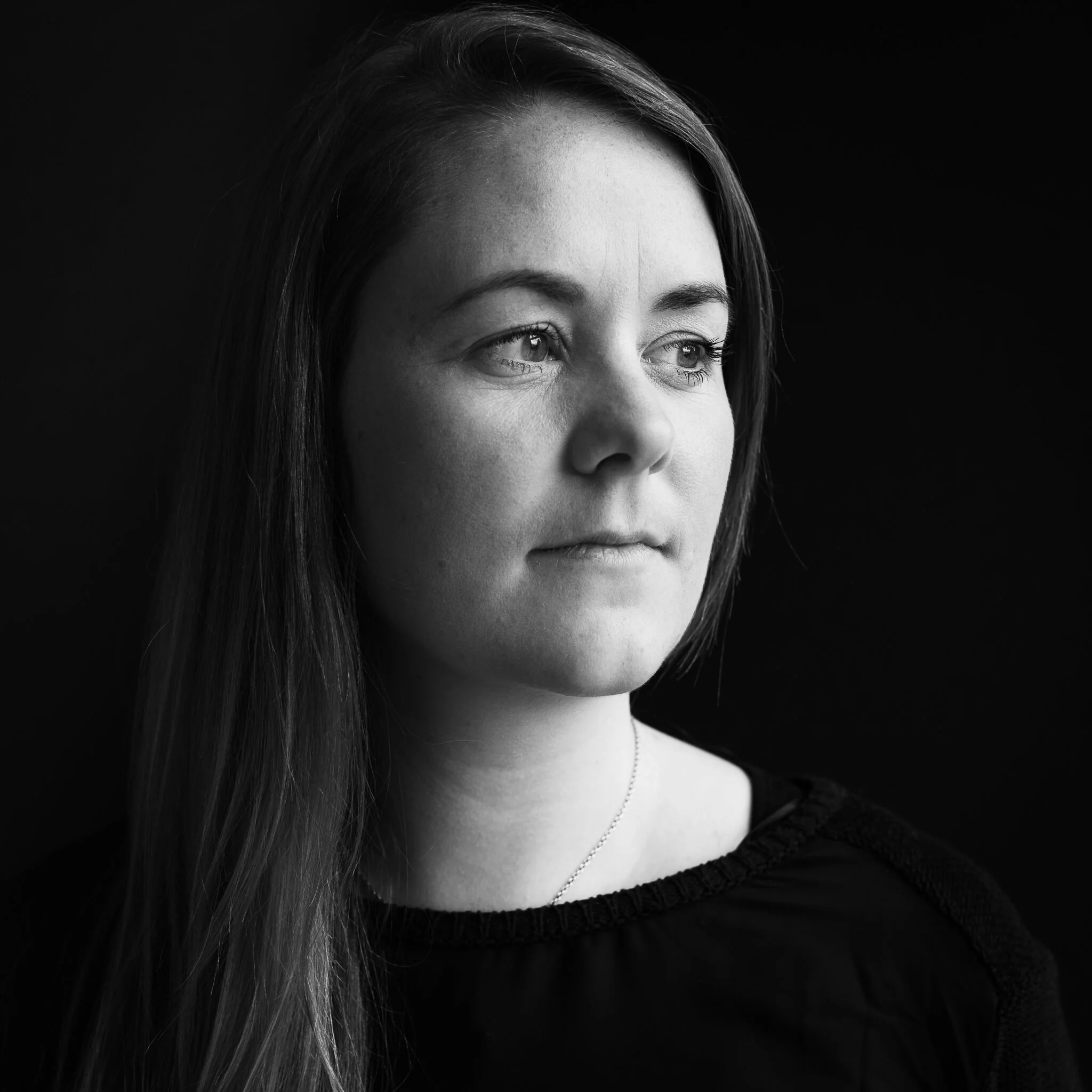 Portrett Lara © fotograf Nina Holtan.jpg