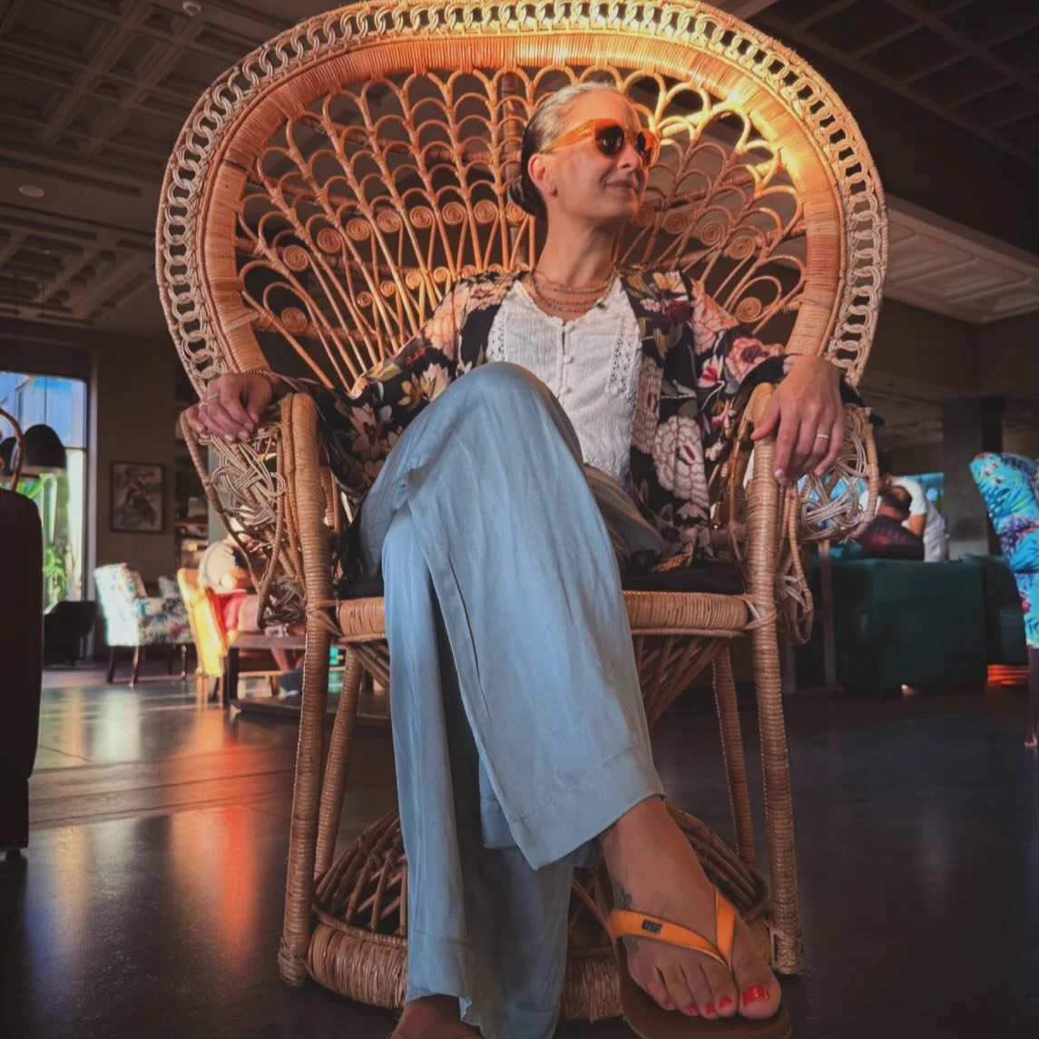 I hit the big 4️⃣0️⃣ recently! 

I was lucky enough to celebrate in Morocco in the sunshine - I made the most of every single ray! 🌞 

Feeling very thankful for the people in my life and for the work I get to show up for every day. 
Reflexology has 