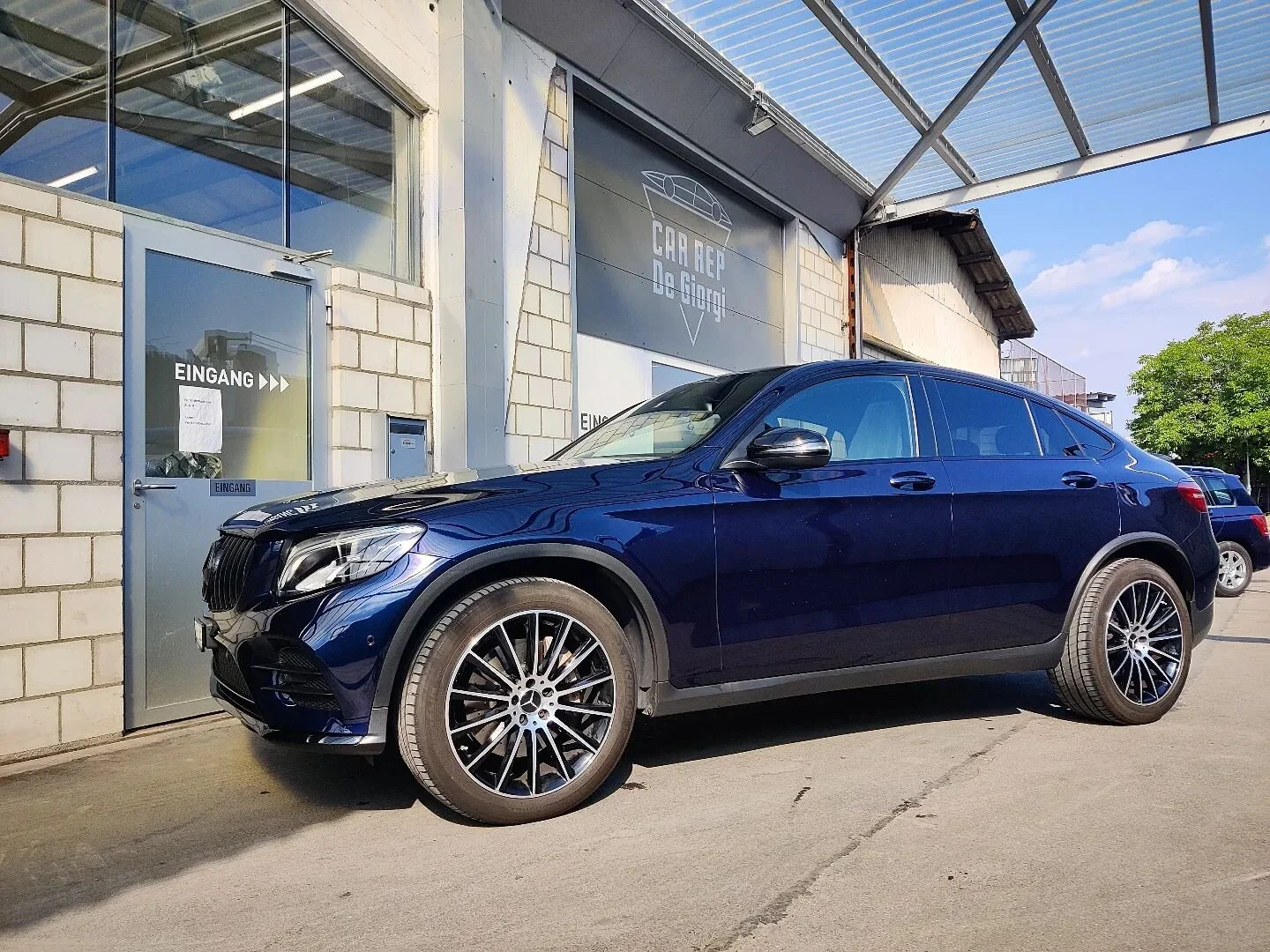 Mercedes 🔵  #bern #madeinbern #ostermundigen#autogarage #autowerkstatt #spenglerei #lackieren #reparatur #mercedes