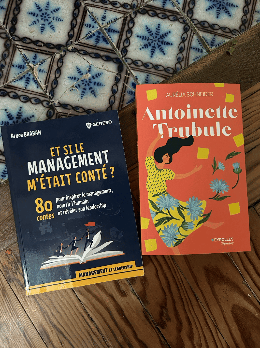 Reliés