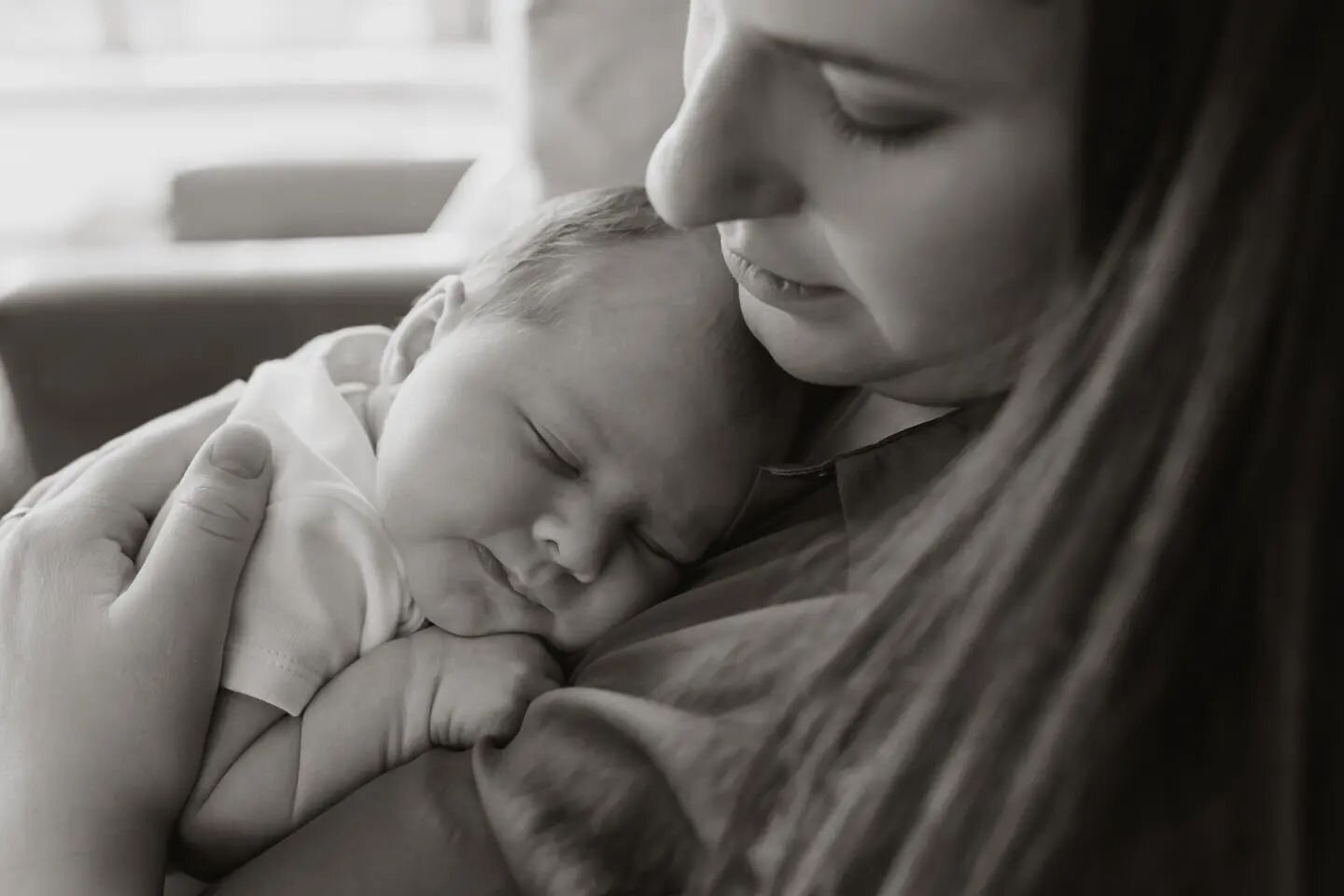Not had a B&amp;W post on the grid for a while, I just love this one of baby Luca snuggle with his mam Ellie 🥰