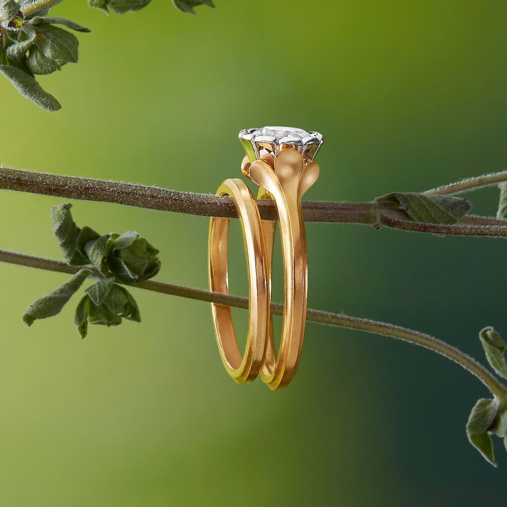 Wildflower collection. Delicate, elegant, artistic, original, beautiful, balanced, handcrafted, unique, diamond engagement rings from master fine jeweler Tim of TW McClelland TWM. Gold and platinum.