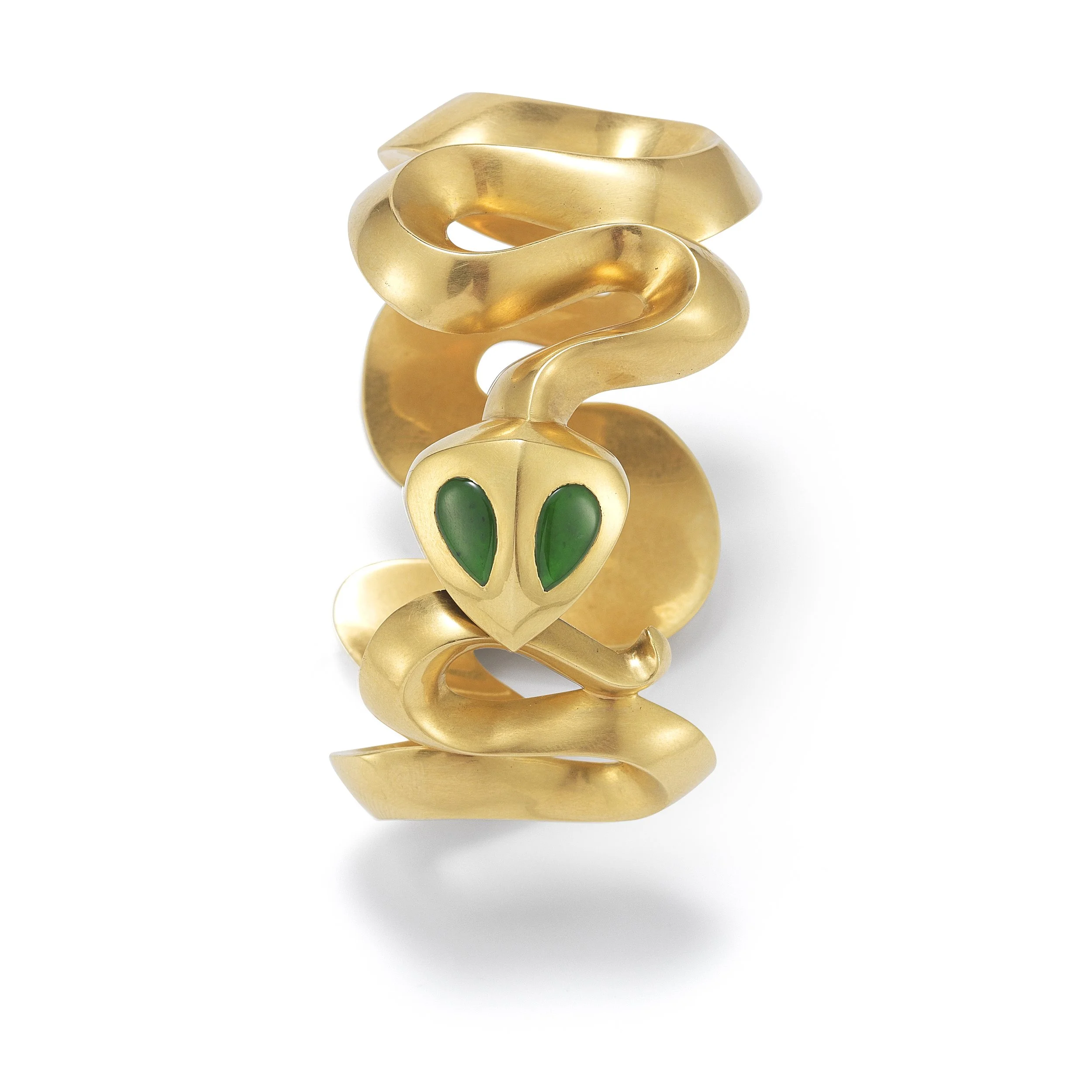 0501_c Judy McKie Sidewinder Bracelet, YG Emerald.jpg
