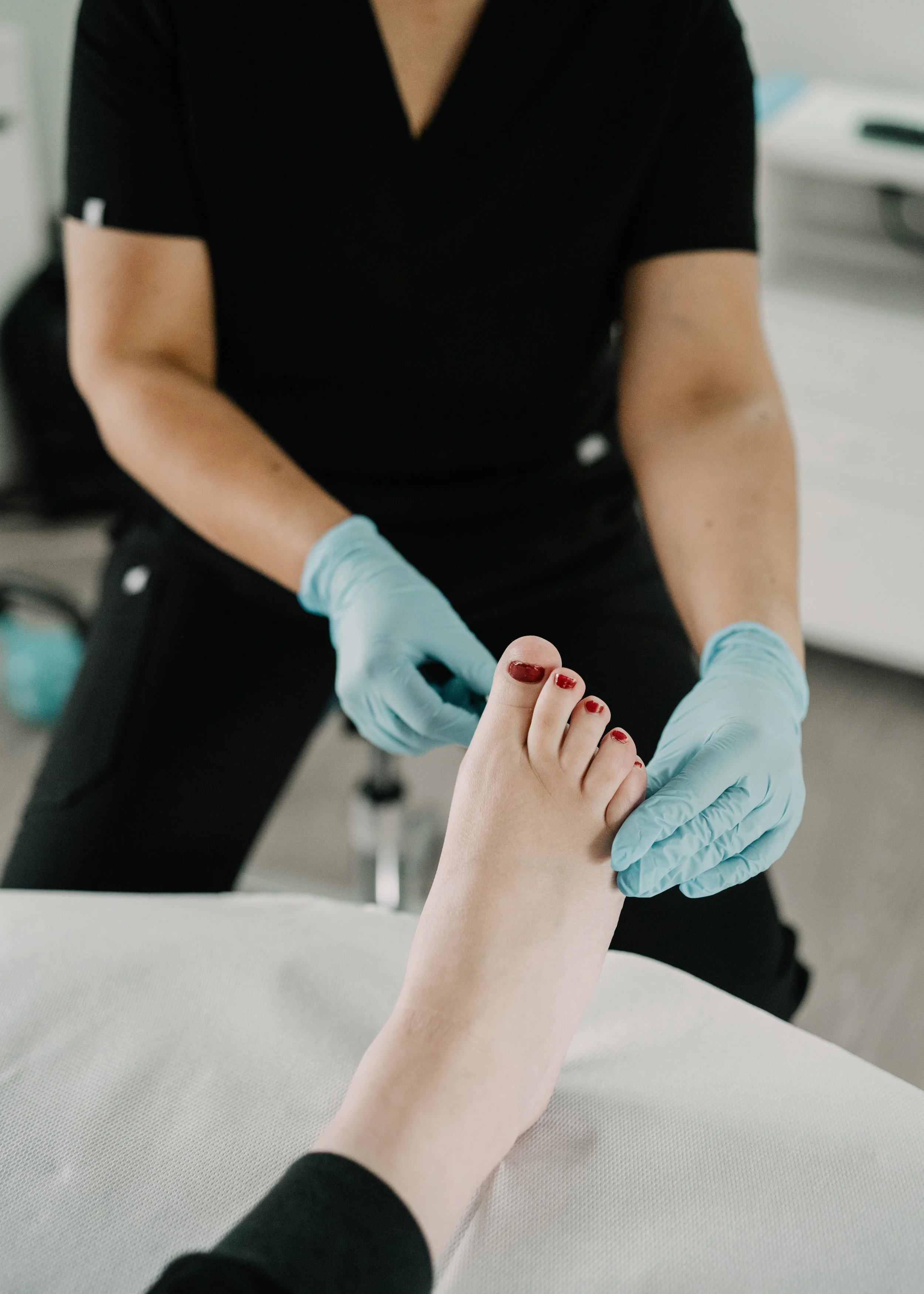 Ingrown Toenails in Summer: Why Sandal Season Makes It Worse