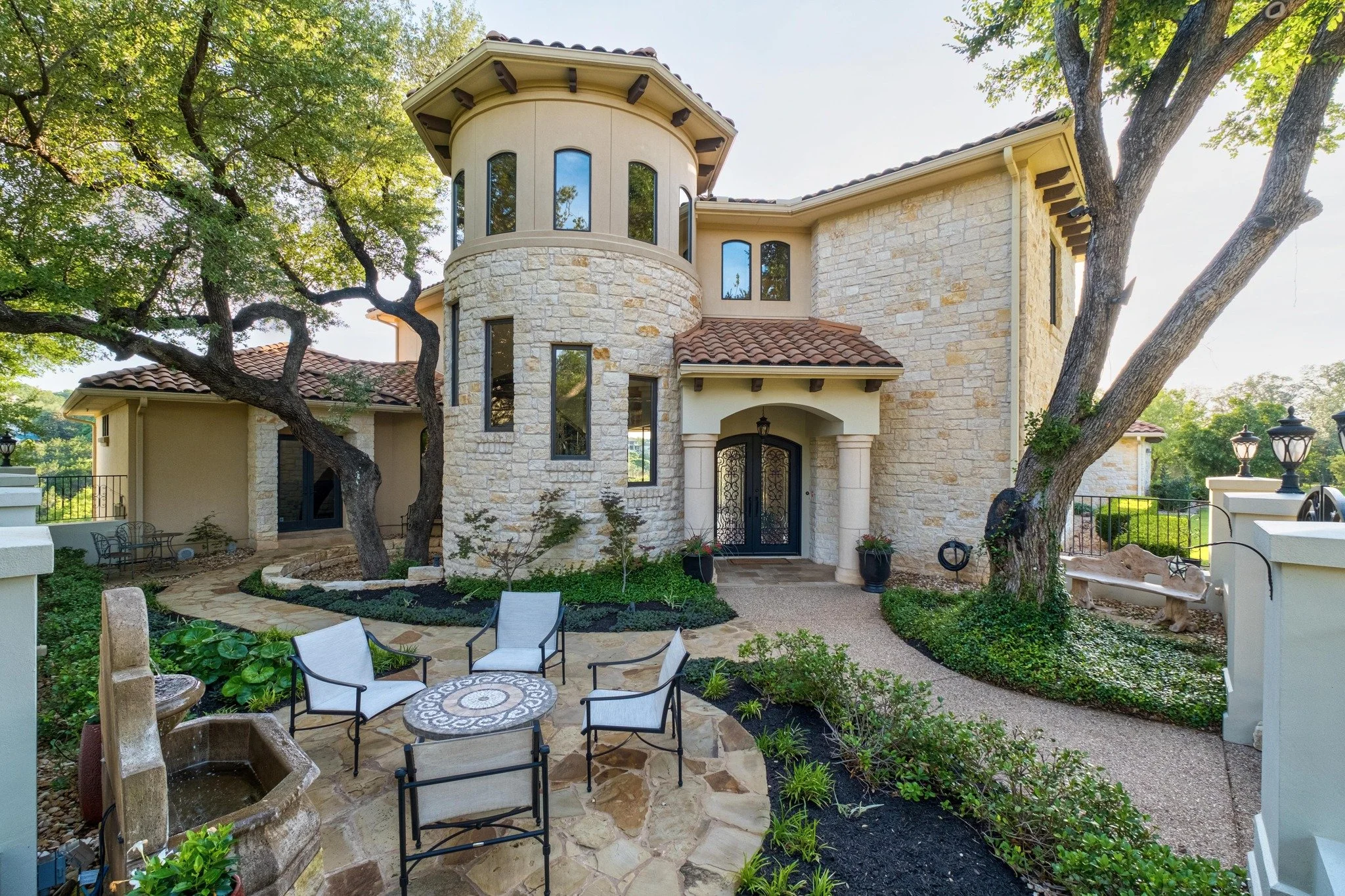 16005_Chateau_Avenue_0008.jpeg