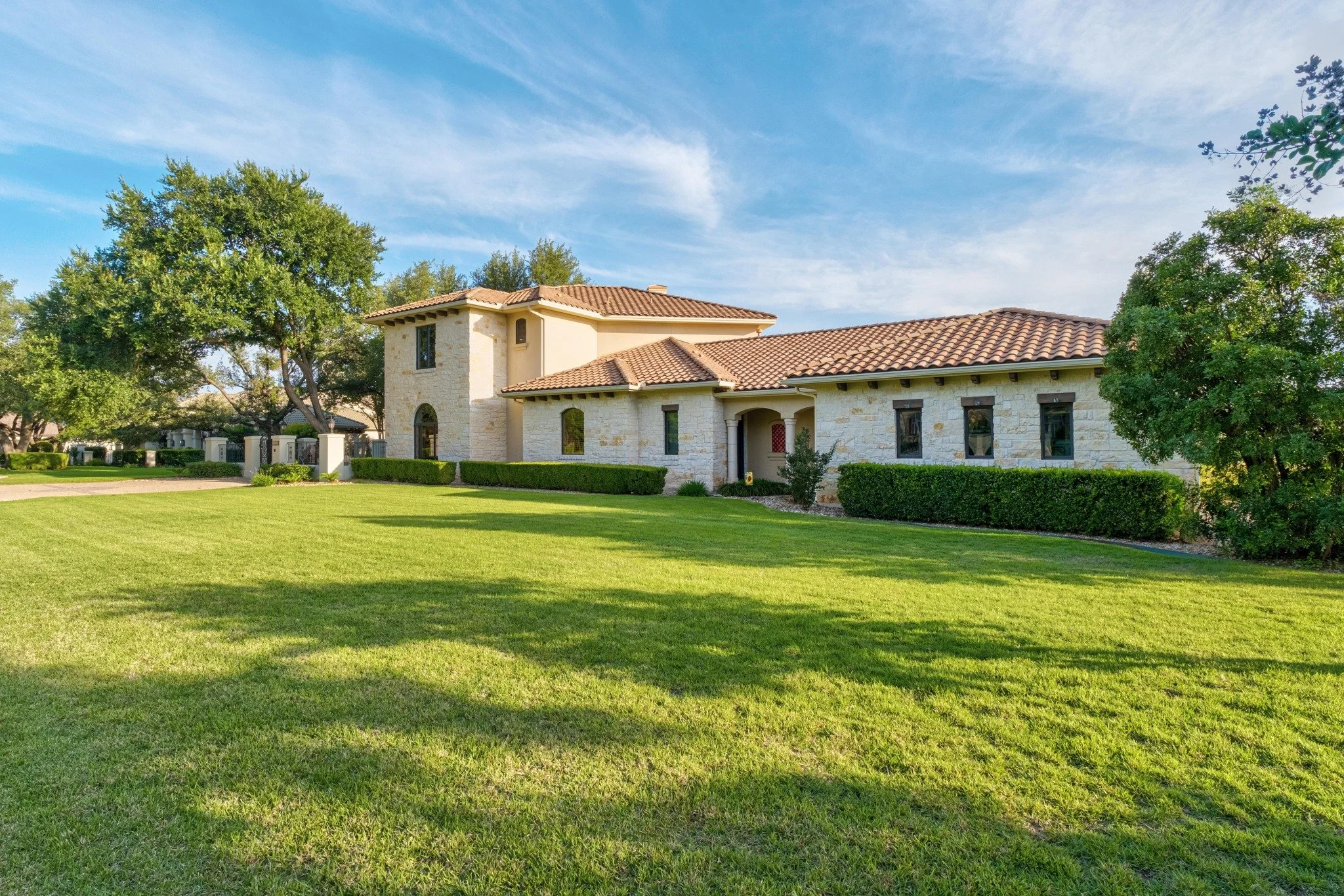 16005_Chateau_Avenue_0007.jpeg