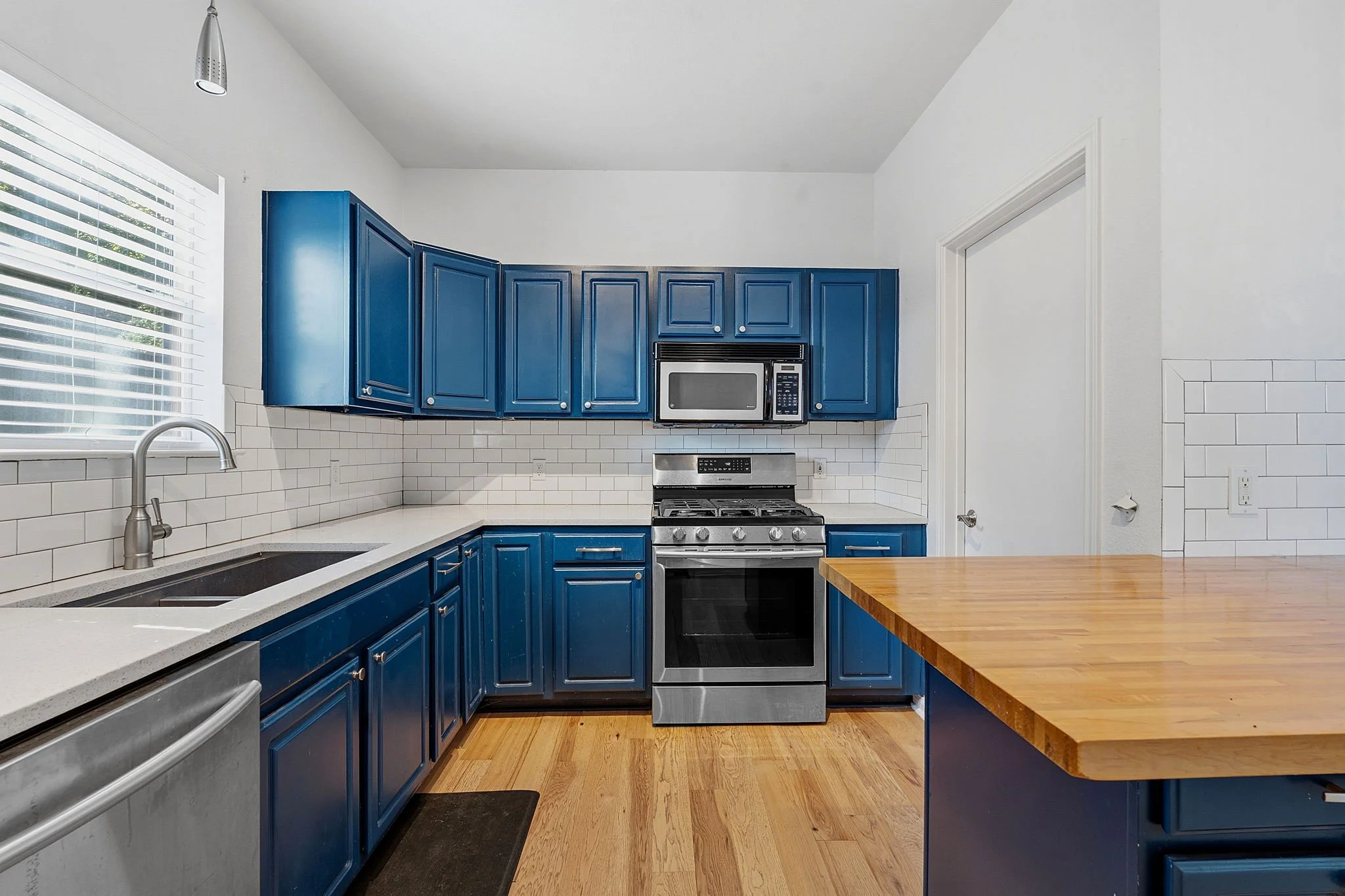 12-web-or-mls-DSC04700.jpg