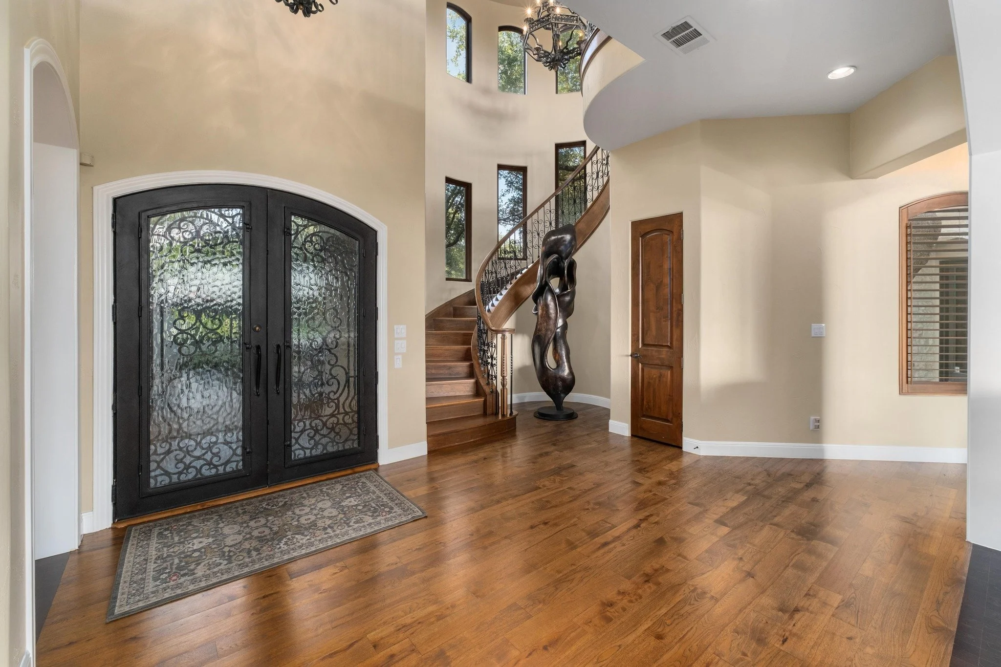 16005_Chateau_Avenue_0025.jpeg